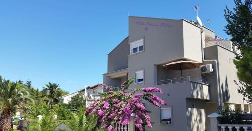 Apartment with Sea View photo 1