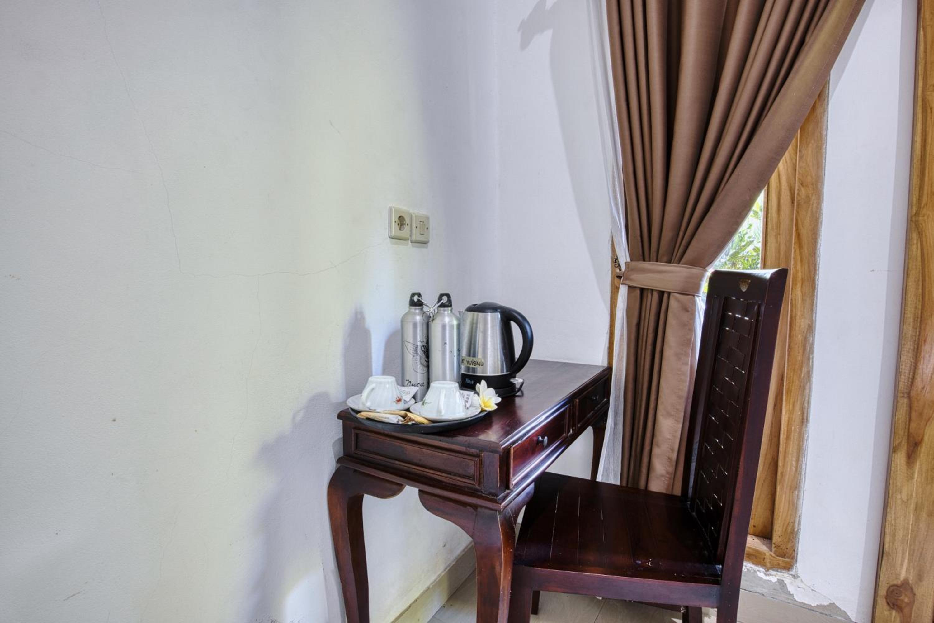 Deluxe Room - Photo 7