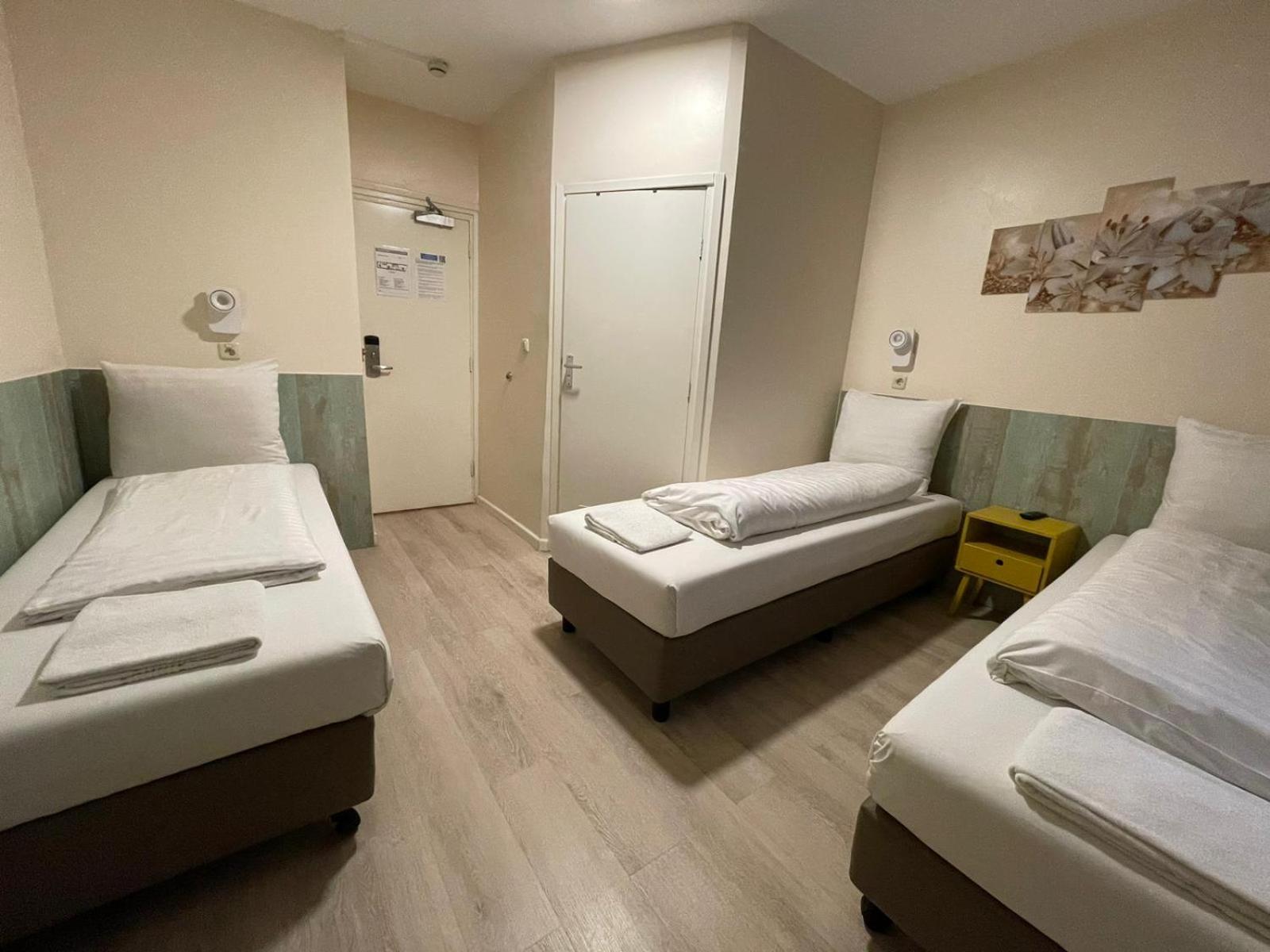Triple Room with Private Bathroom