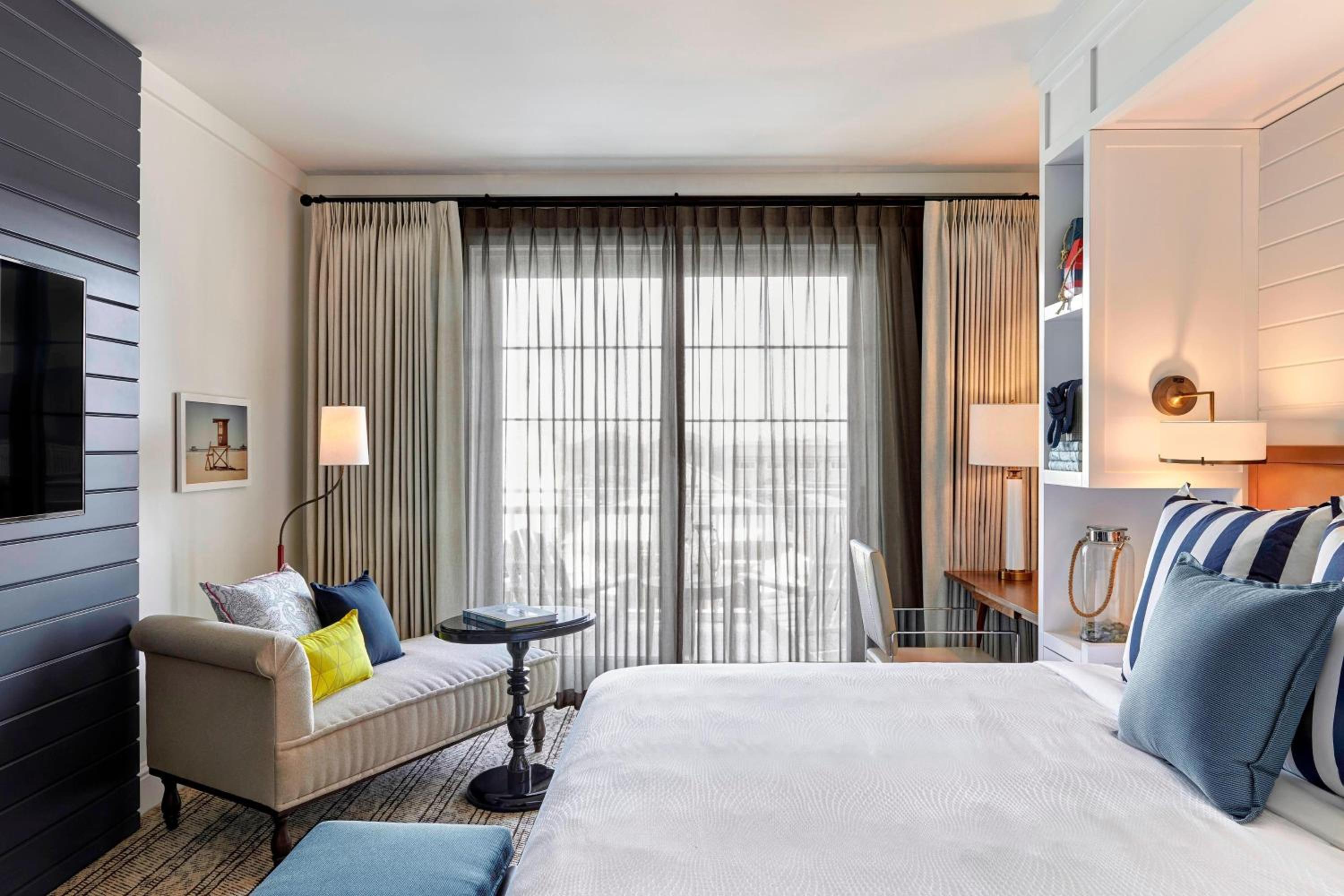 King Room - Hearing Accessible