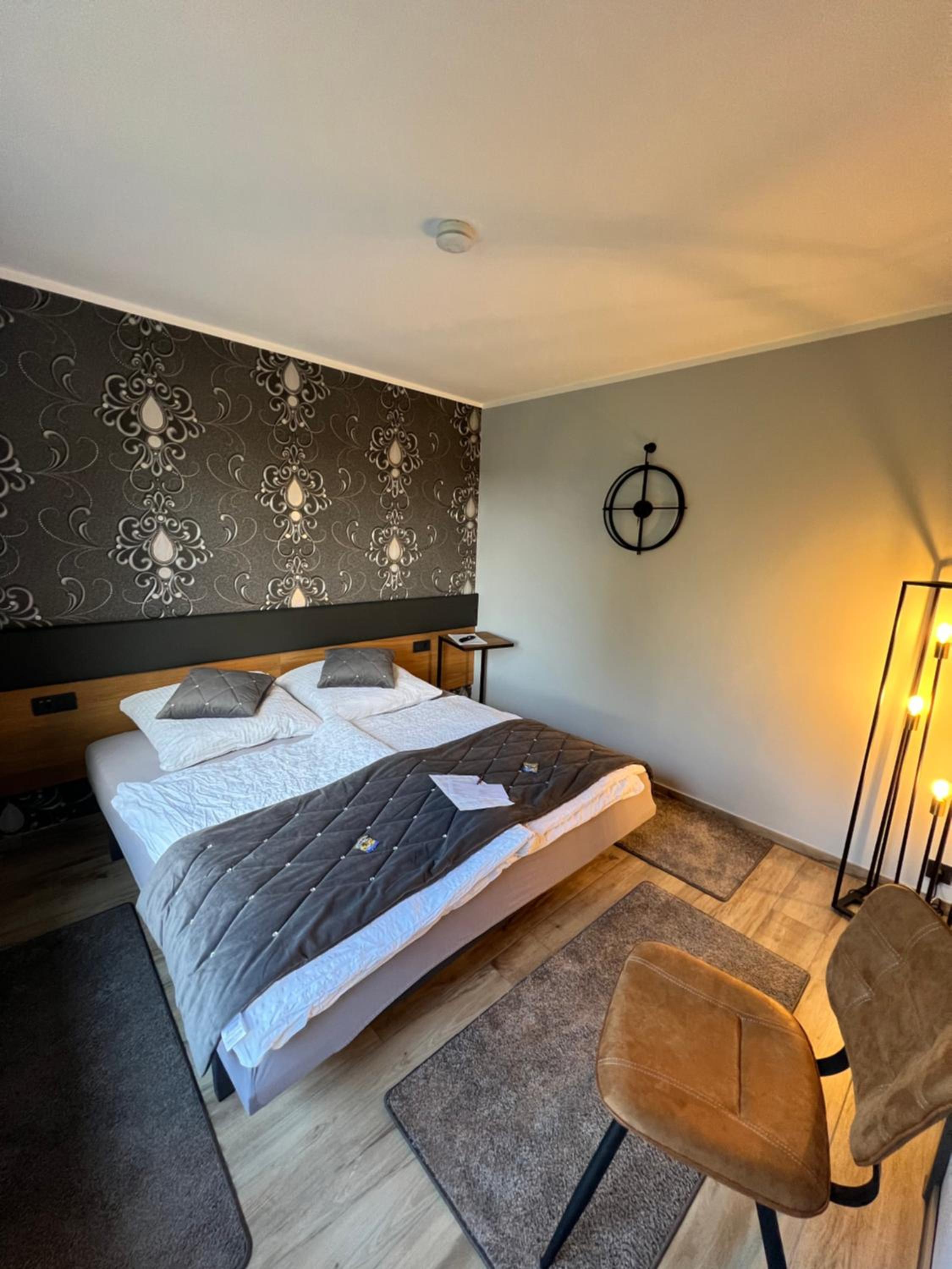 Small Double or Twin Room