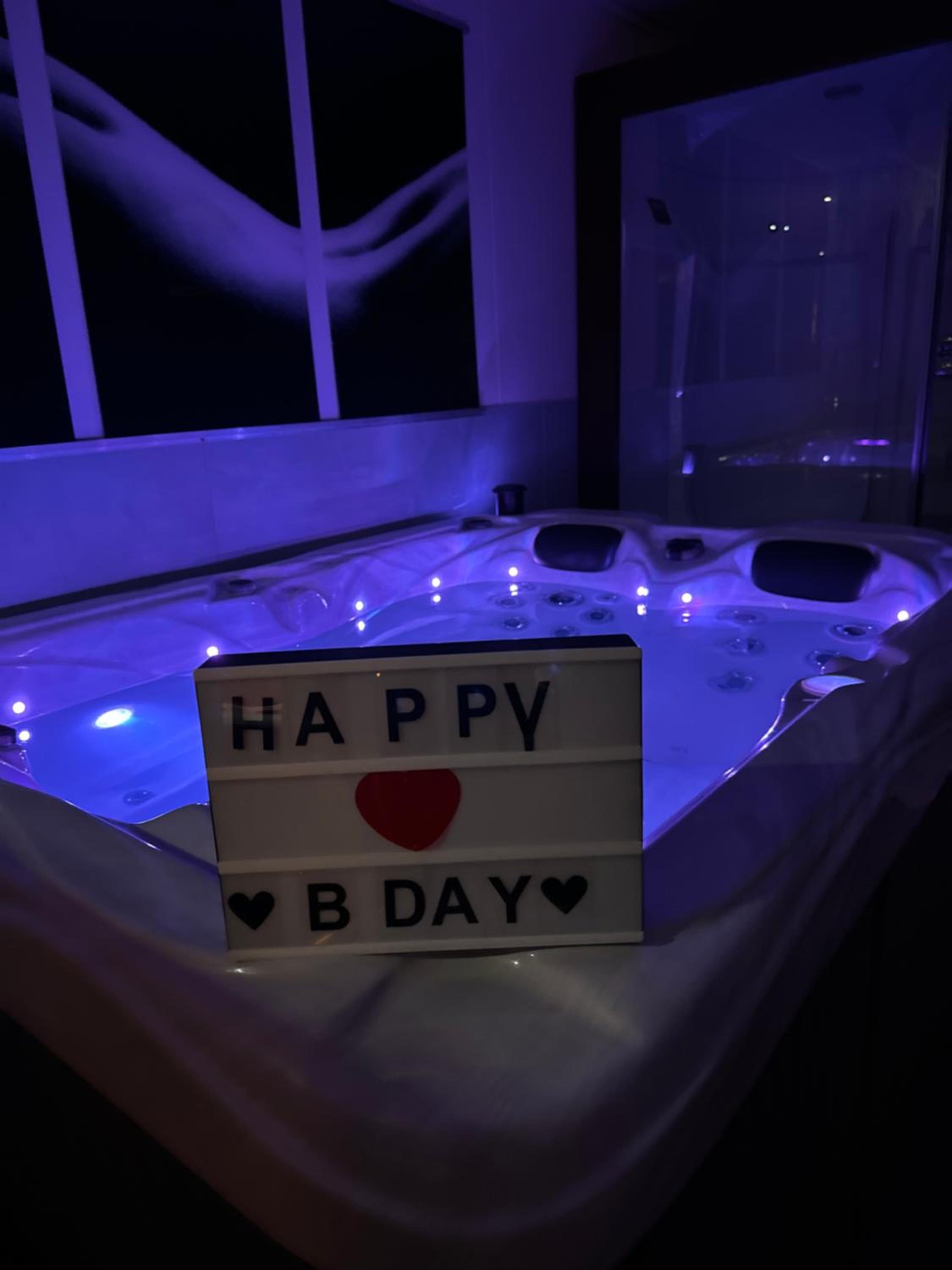 Studio with Spa Bath - Photo 3
