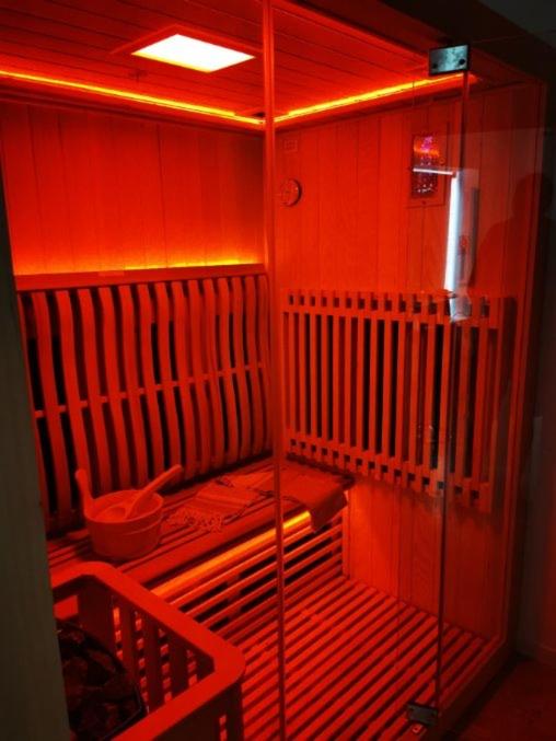 Studio with Spa Bath - Photo 5