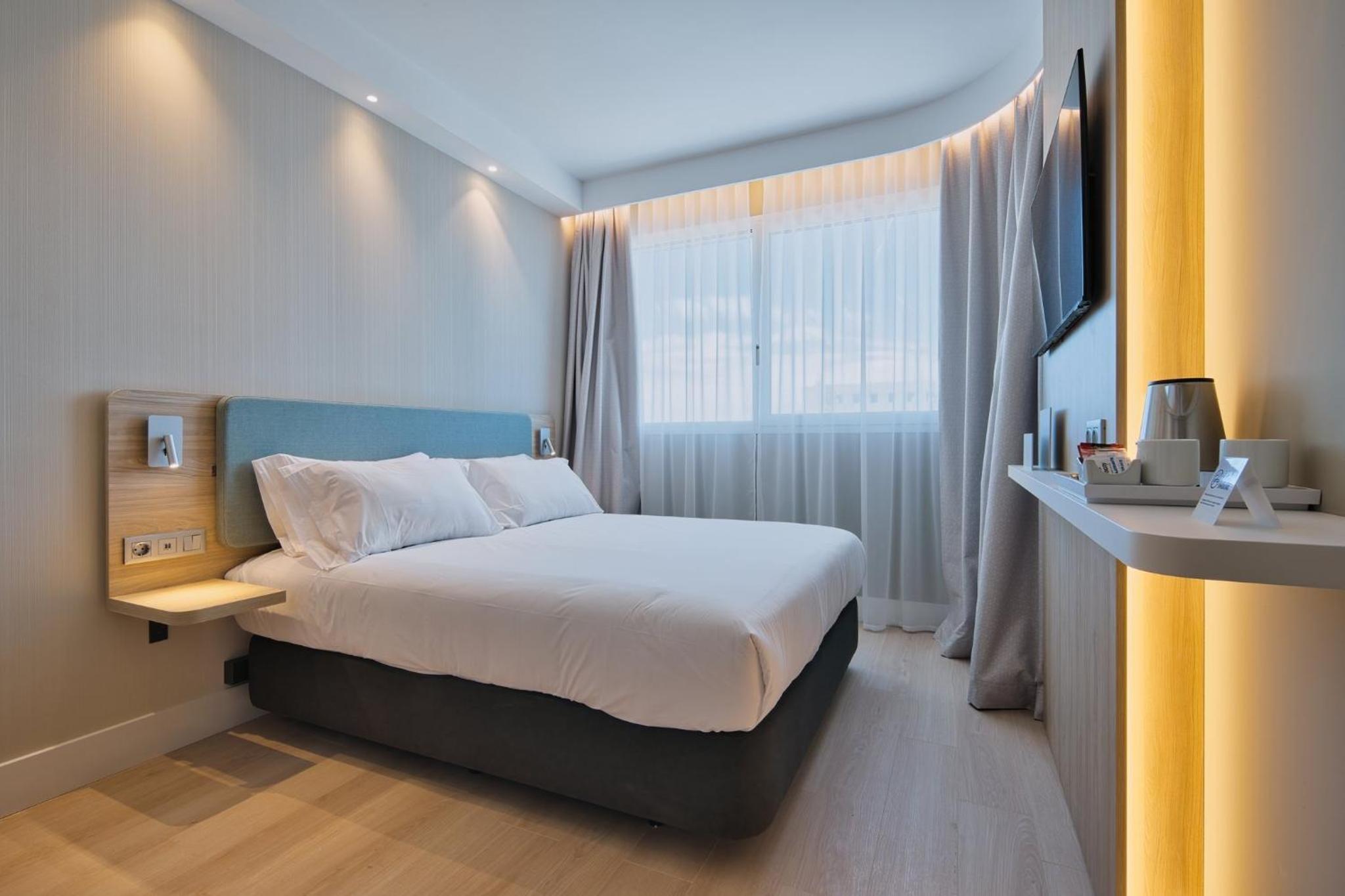 Standard Queen Room - Free Breakfast - Photo 10