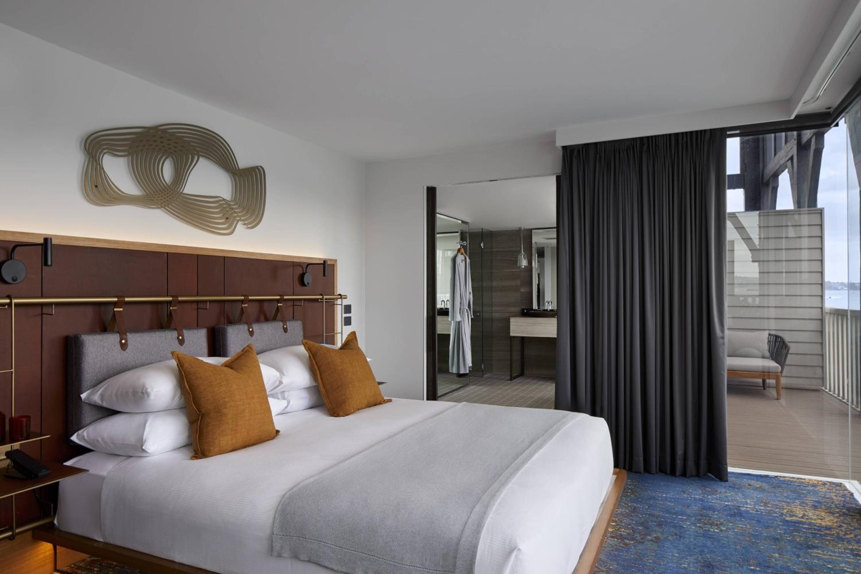 The Admiral, 1 Bedroom Presidential Suite, 1 King, Balcony