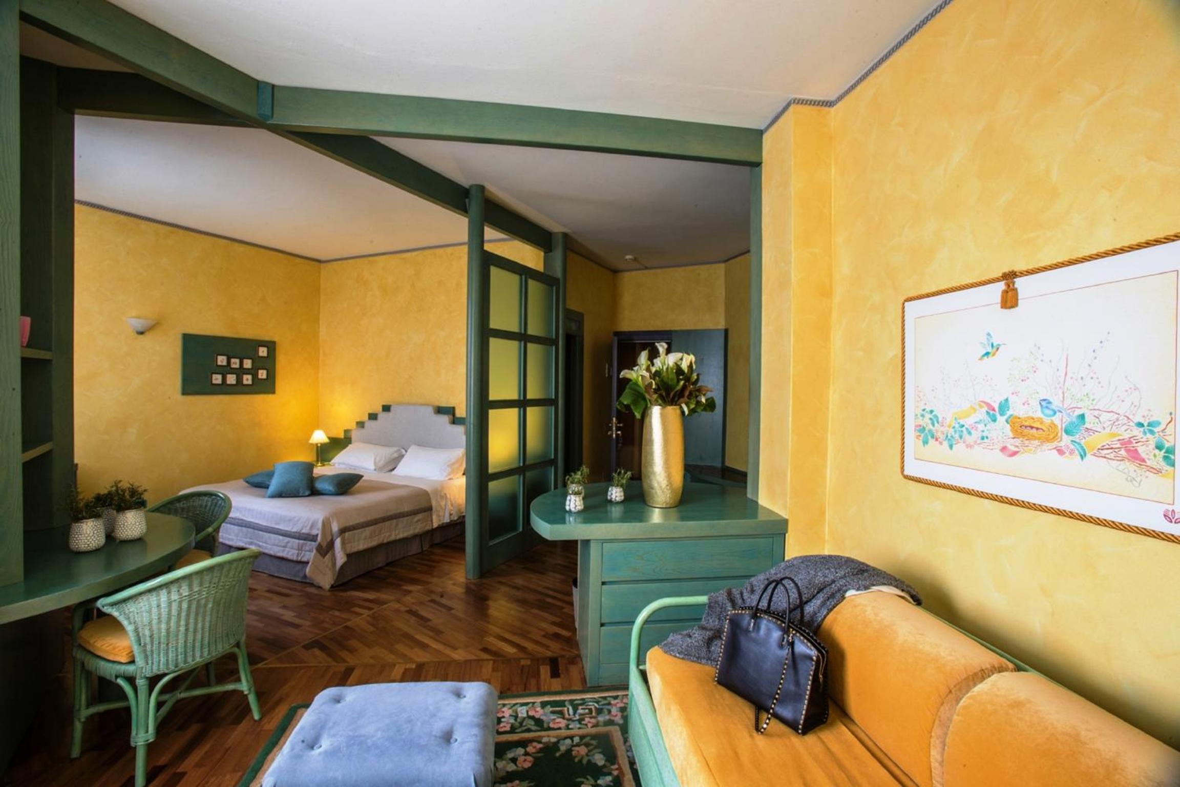 Suite photo 1