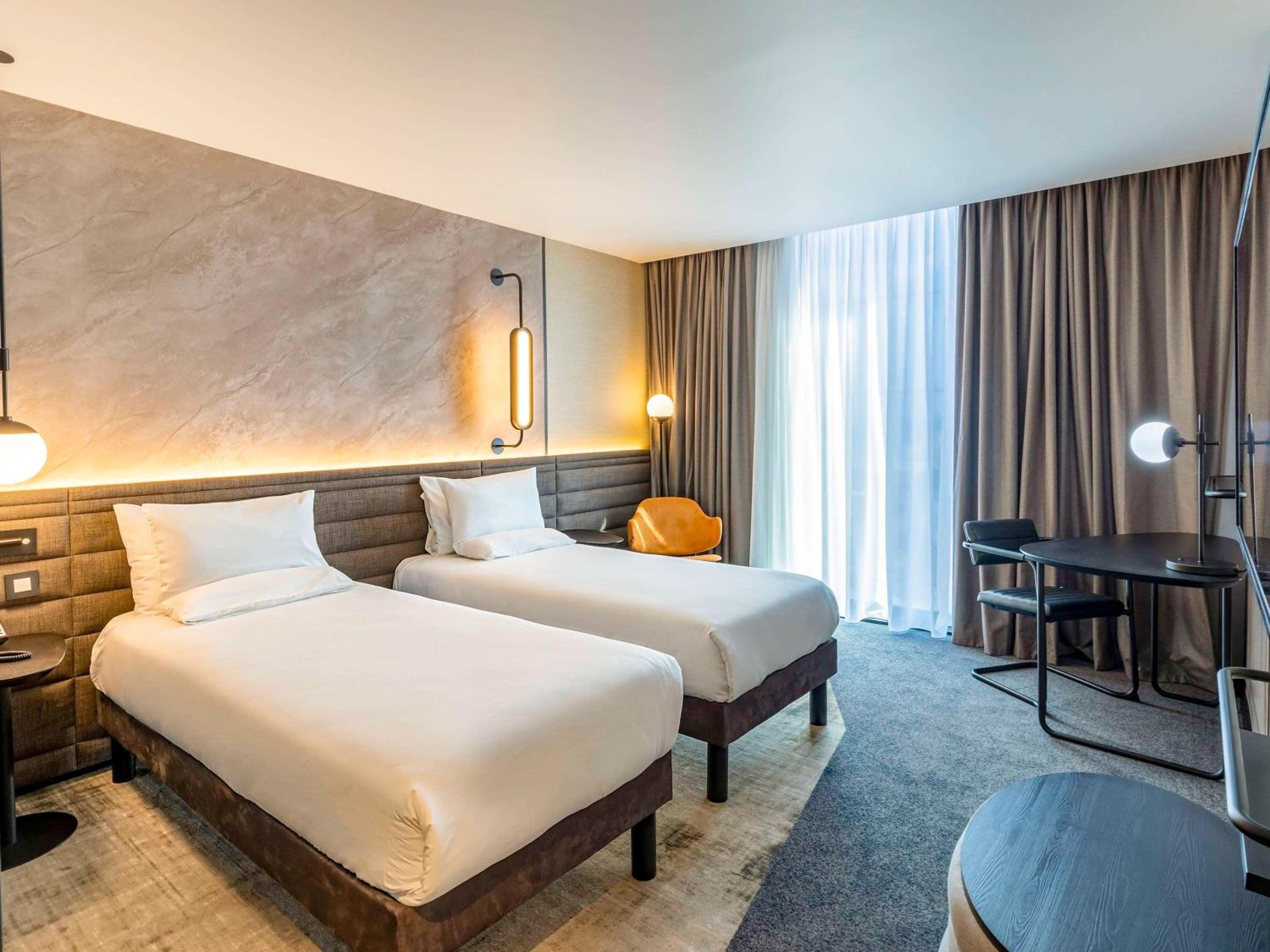 Executive Twin Room - Photo 1