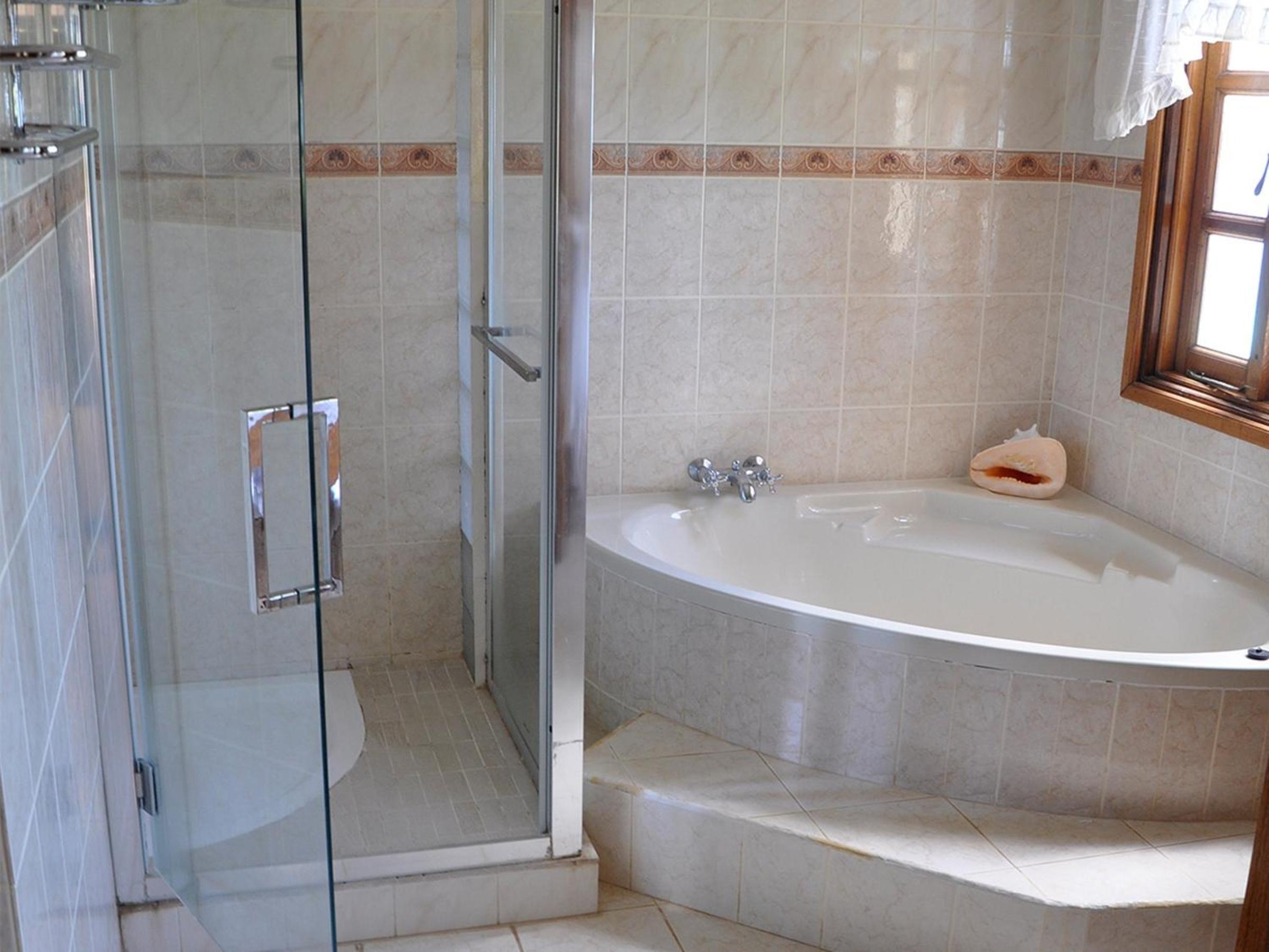 Honeymoon Suite - Photo 6