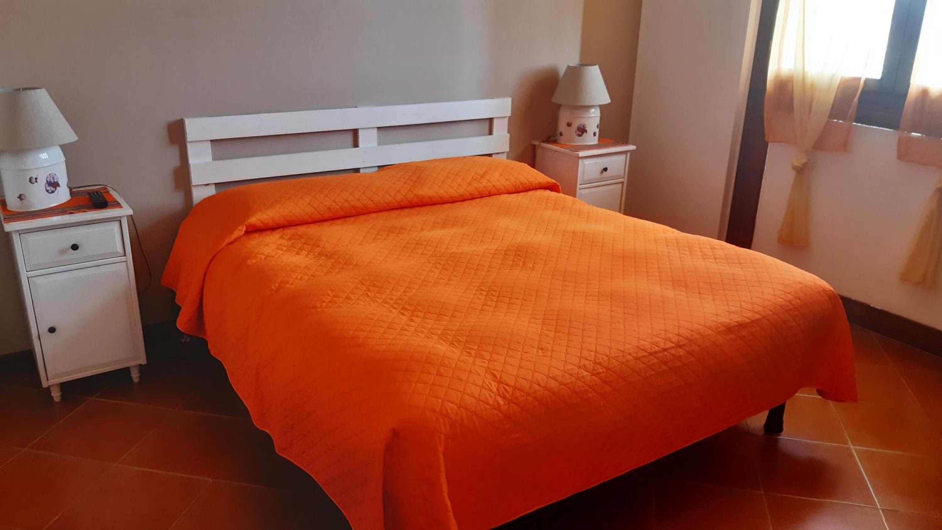 Double Room with Shared Bathroom photo 3