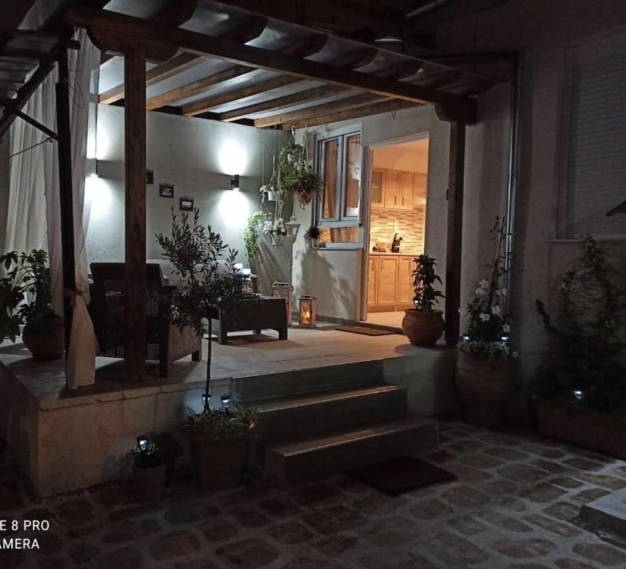 One-Bedroom House - Photo 46