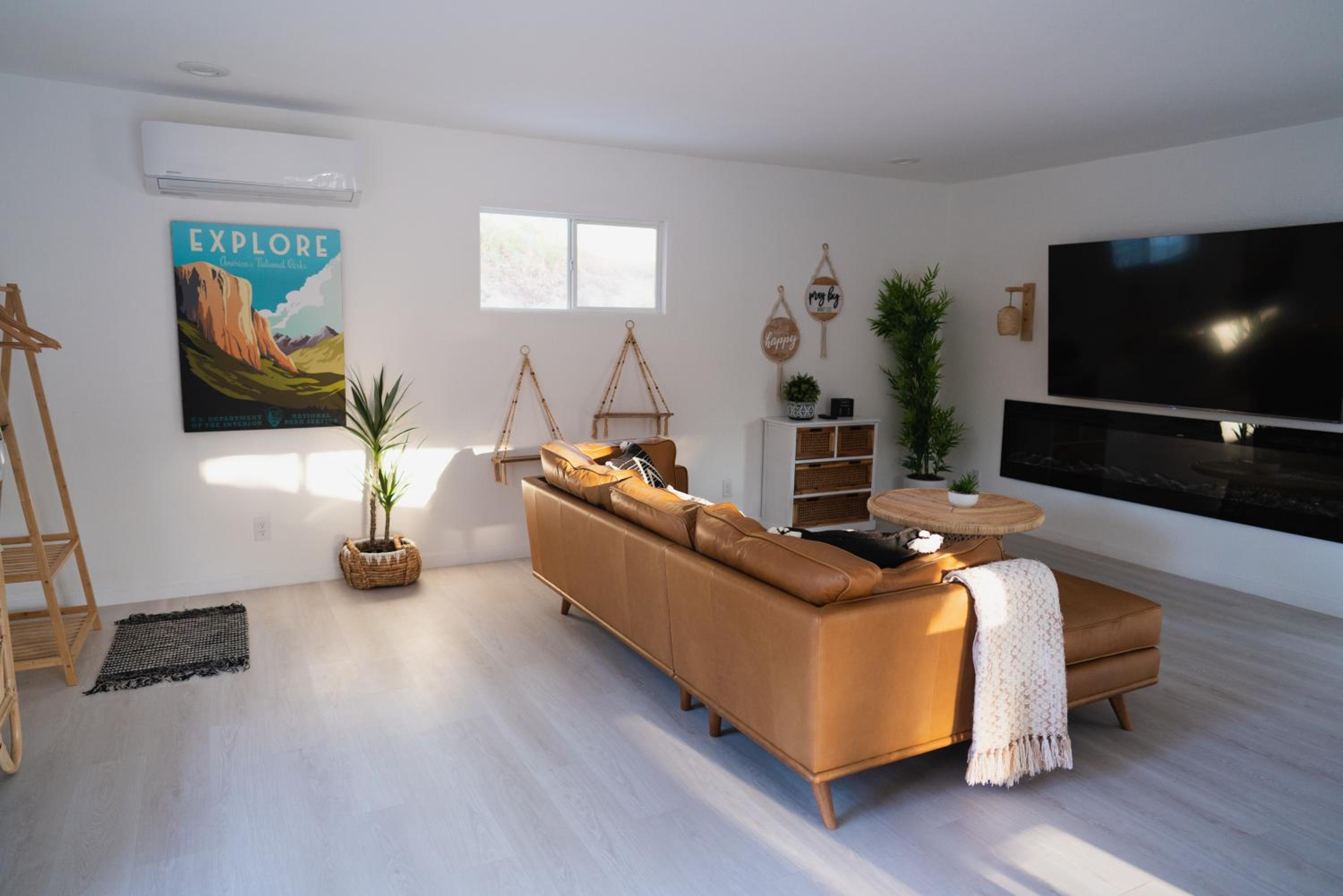 Three-Bedroom House - Photo 48