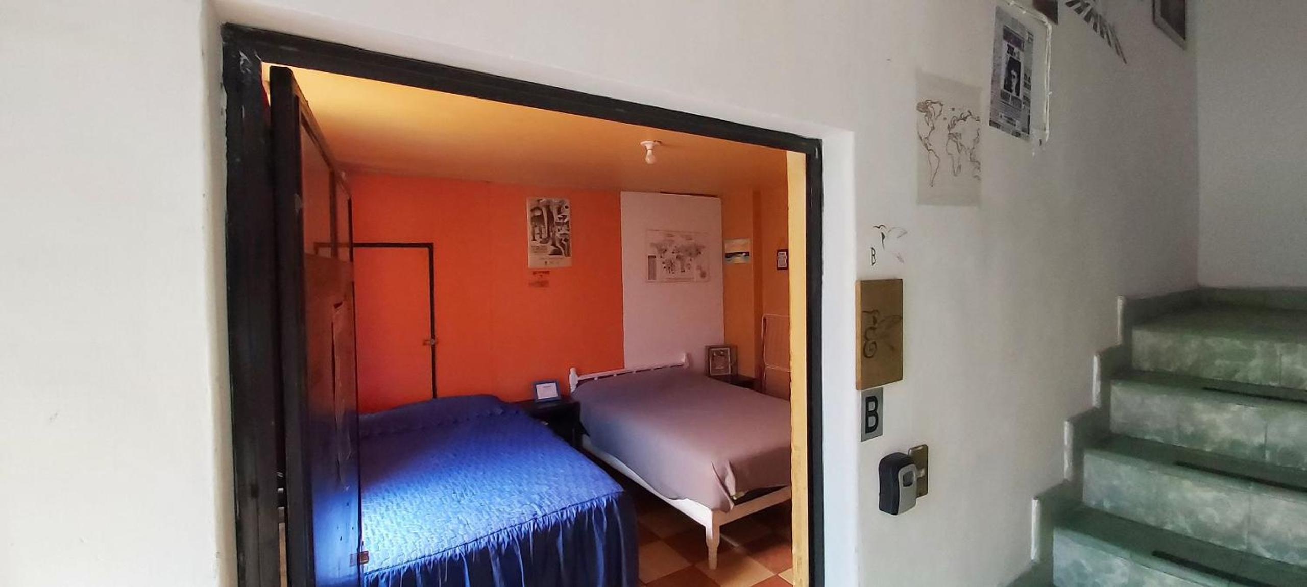 Twin Room - Photo 2