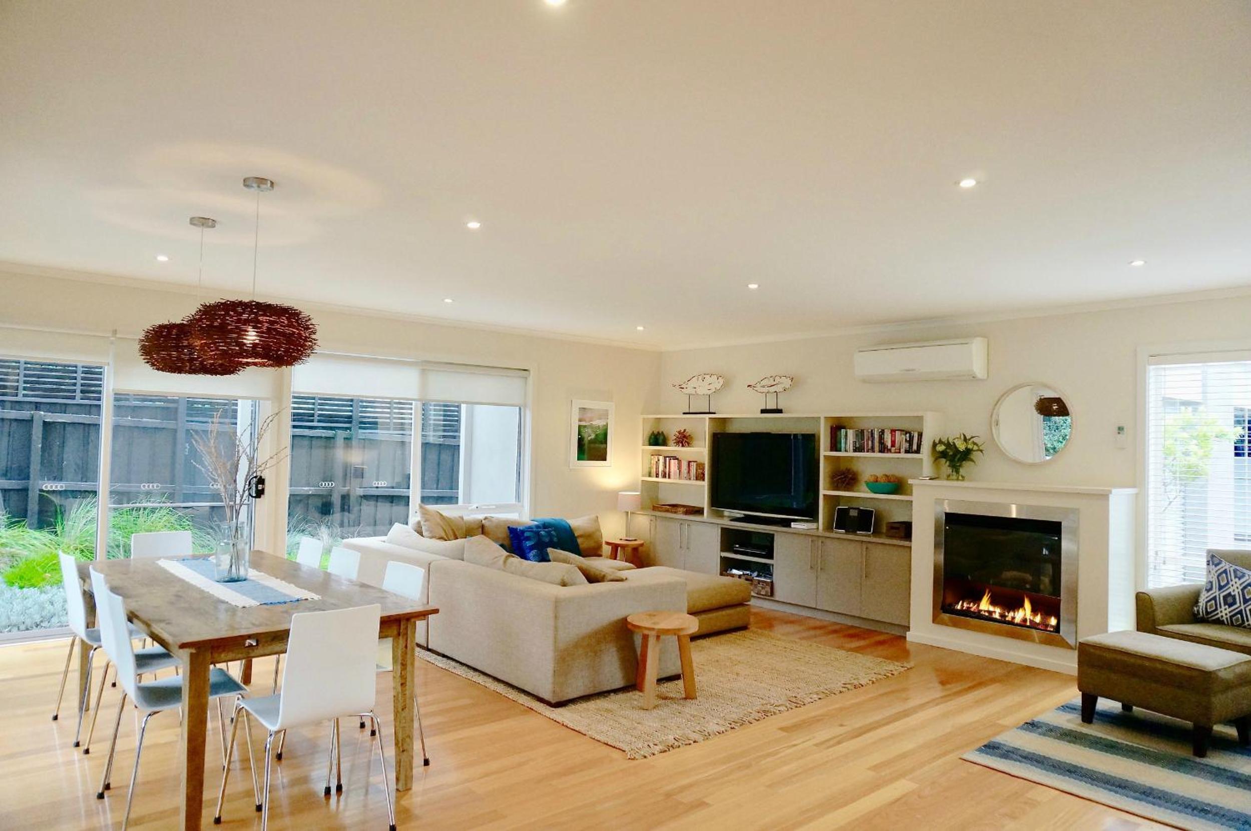 Three-Bedroom House photo 1