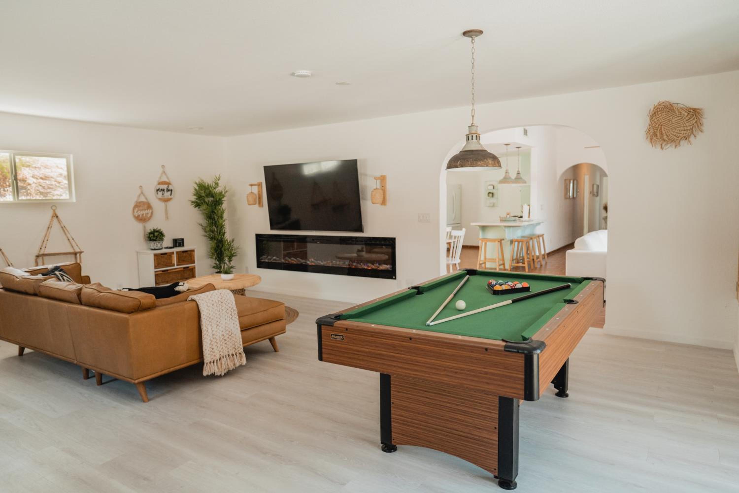 Three-Bedroom House - Photo 27