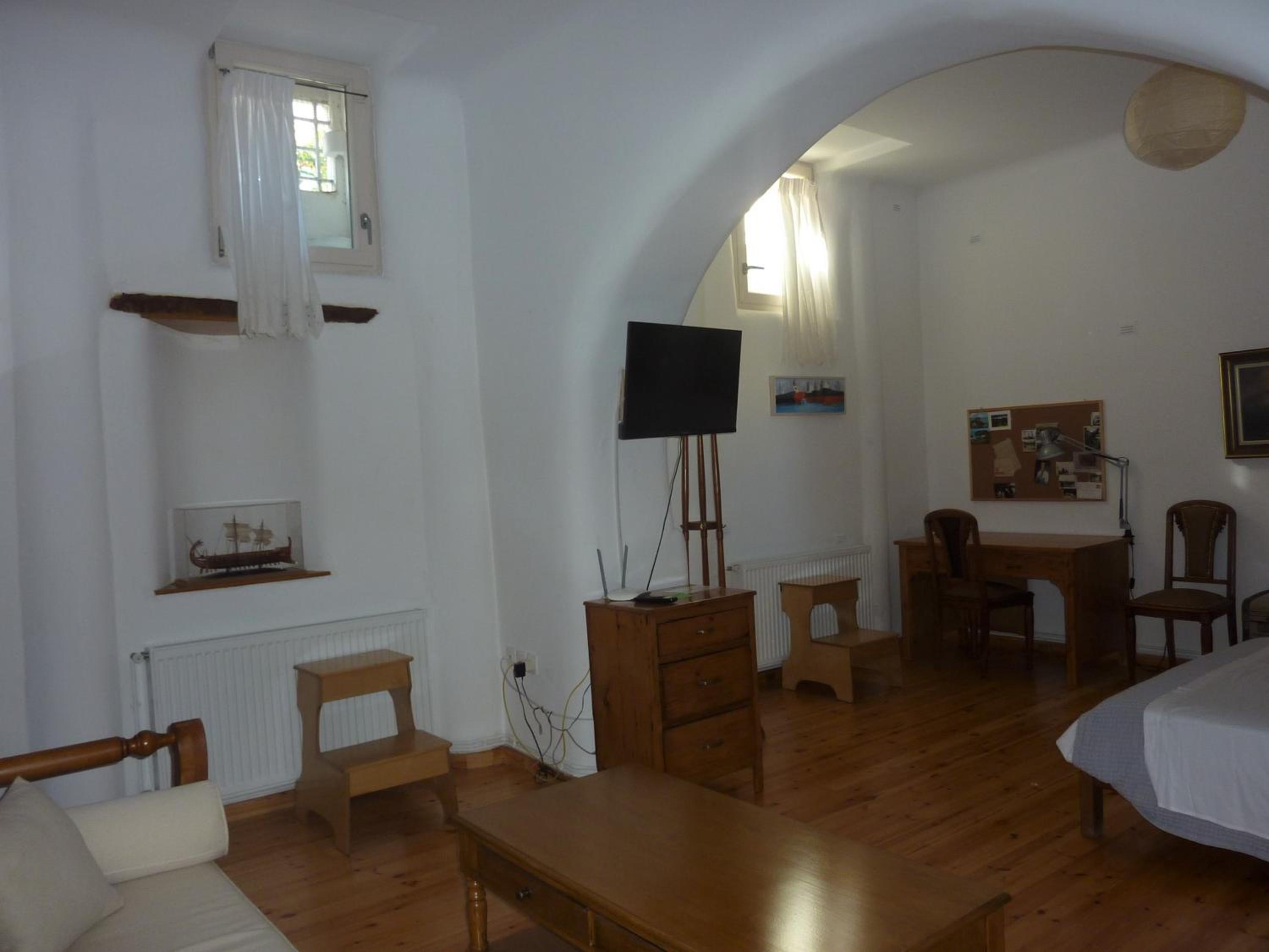 Classic Apartment photo 1