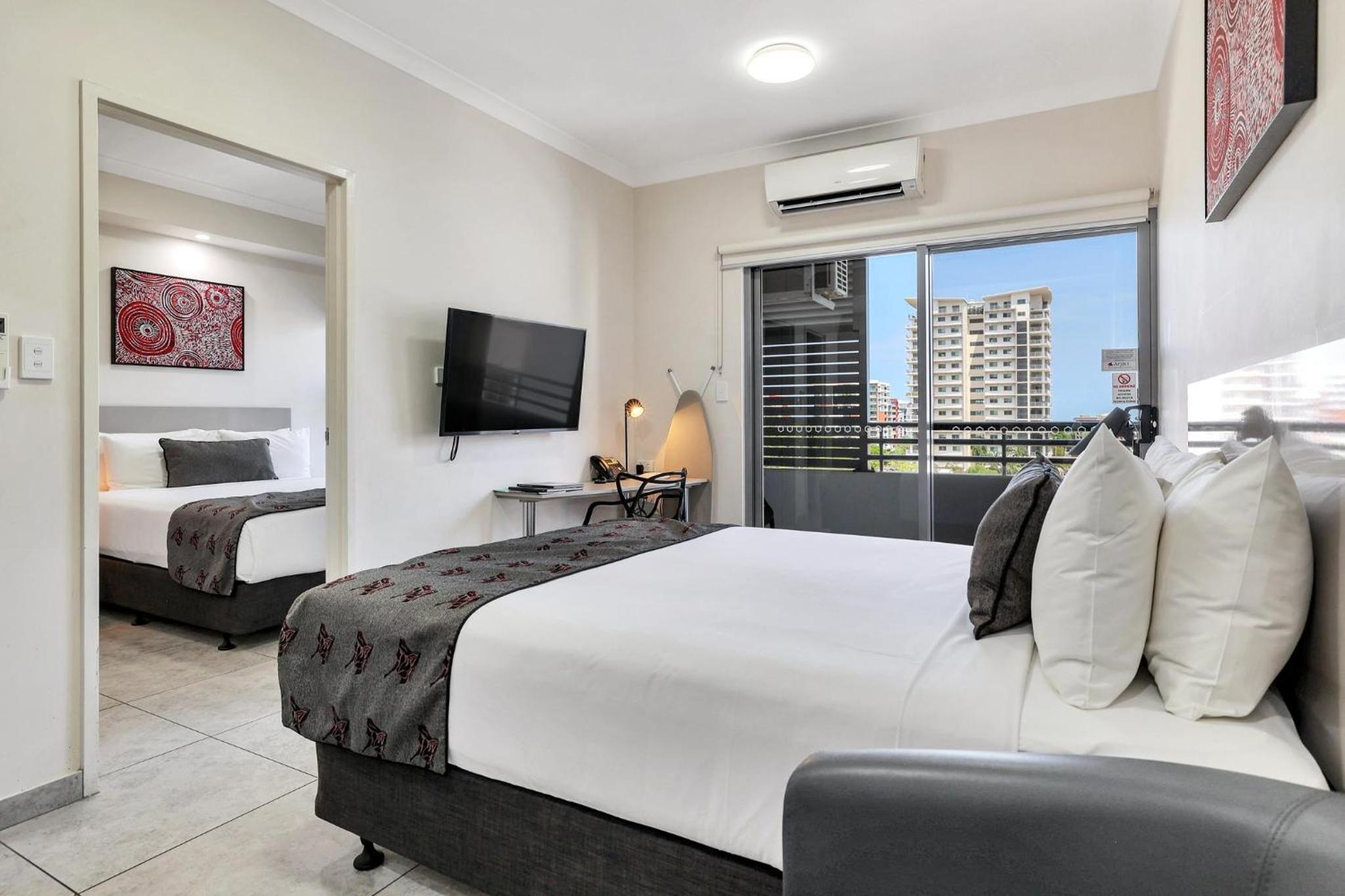 Deluxe Family Room