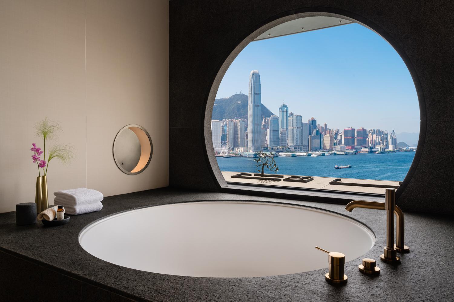 One-Bedroom Corner Suite with Harbor View - Regent Club Access