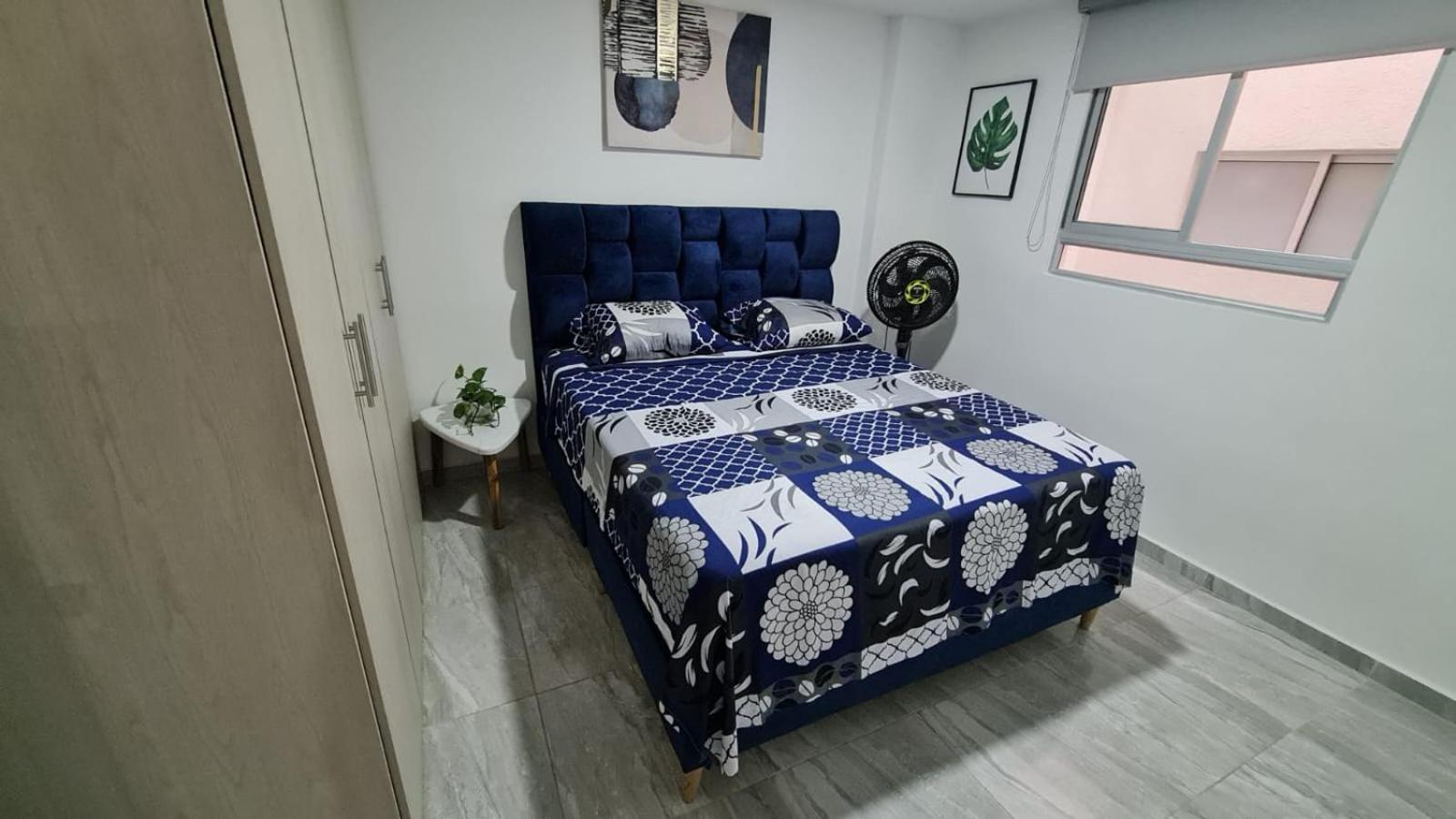 Three-Bedroom Apartment photo 2