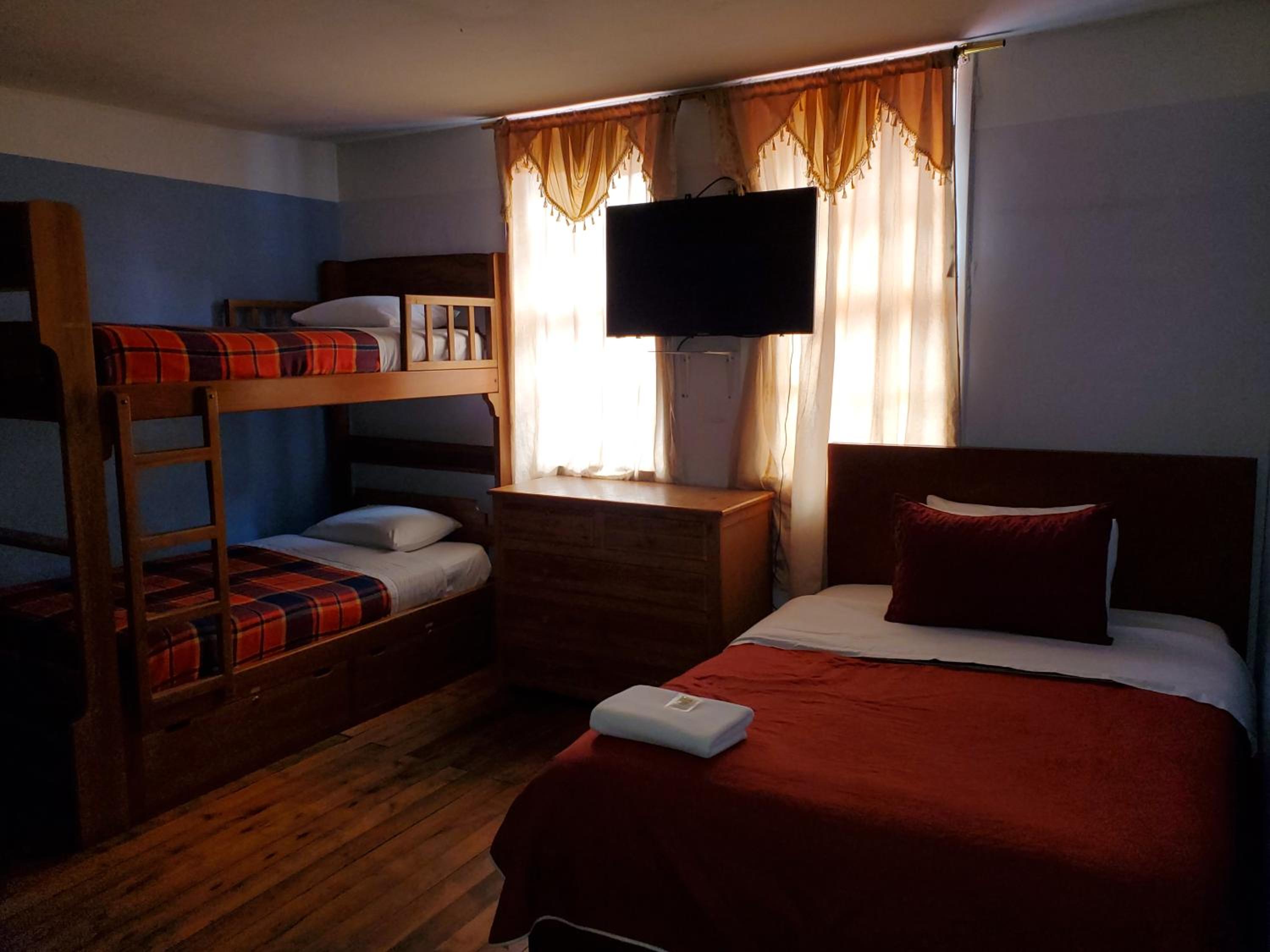Quadruple Room photo 1