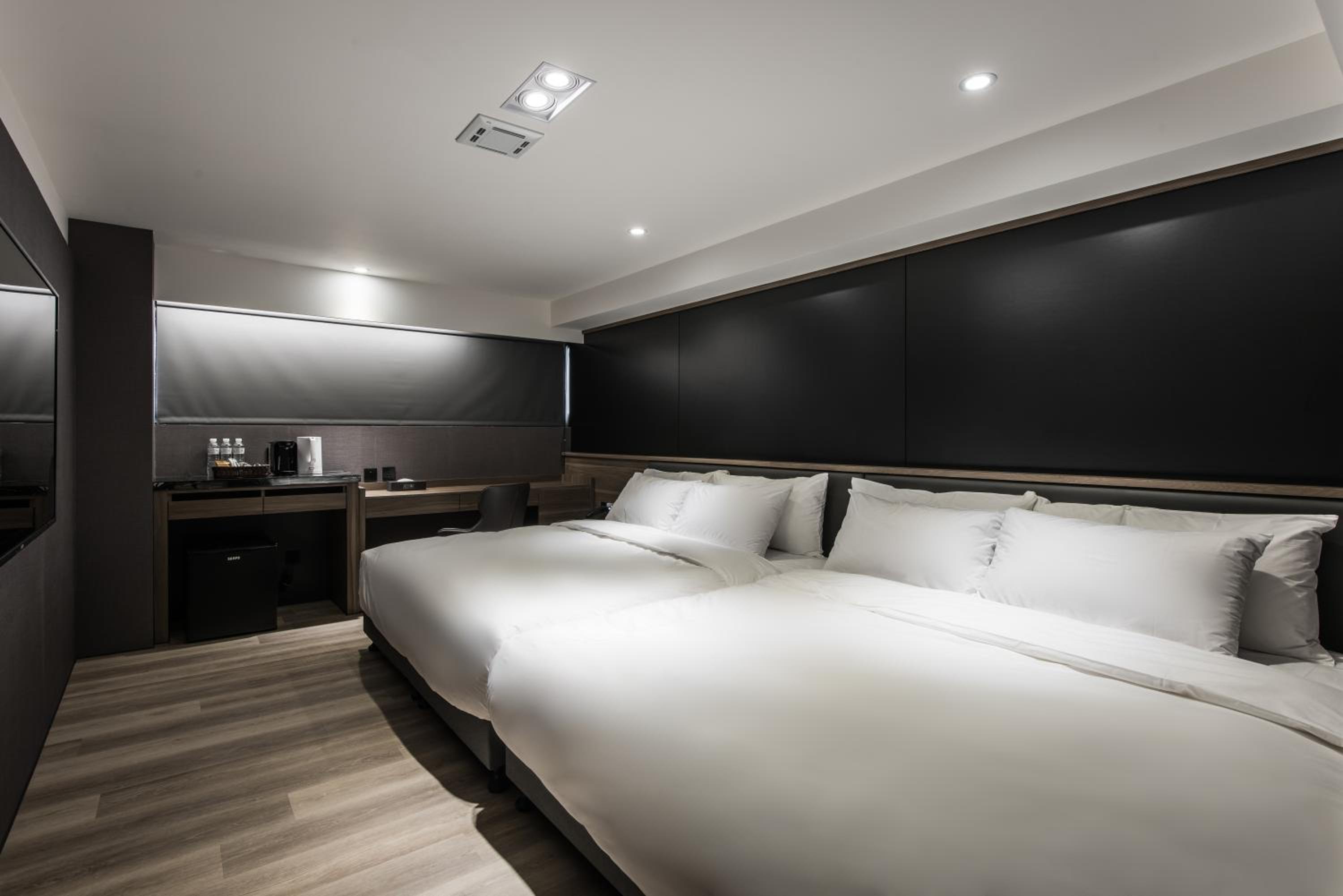 Comfort Quadruple Room - Photo 10