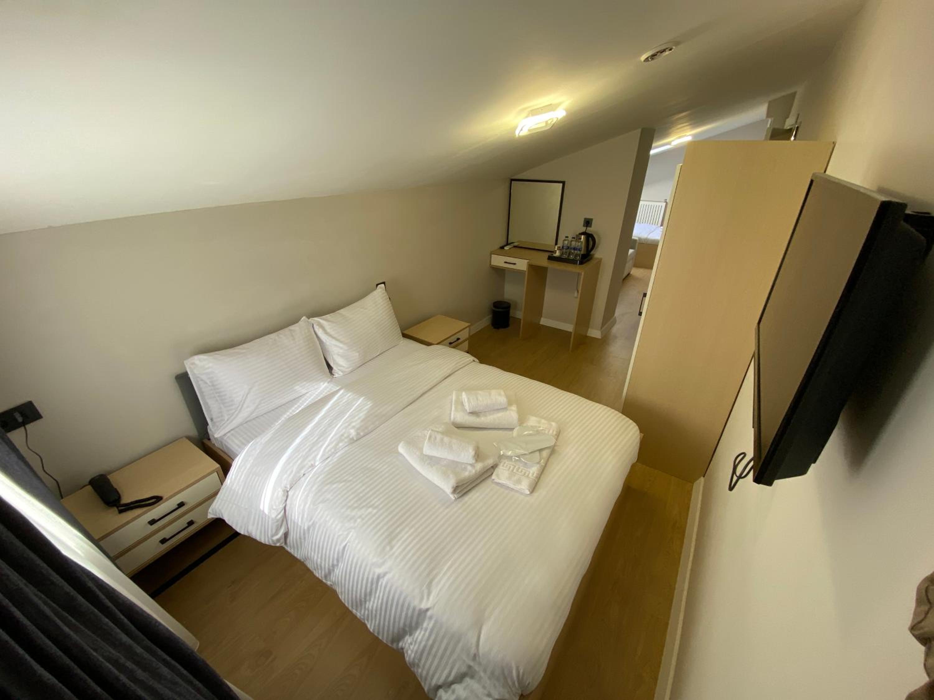 Family Room with Private Bathroom - Photo 1
