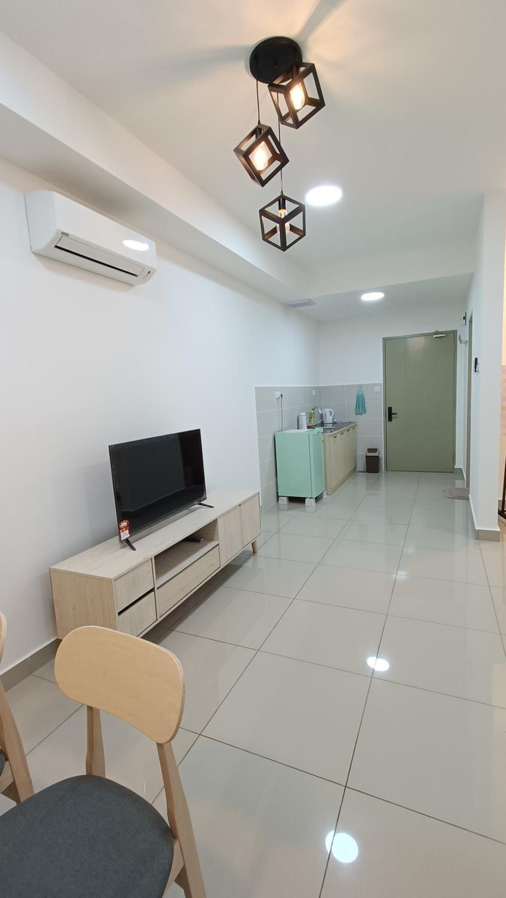Apartment photo 2