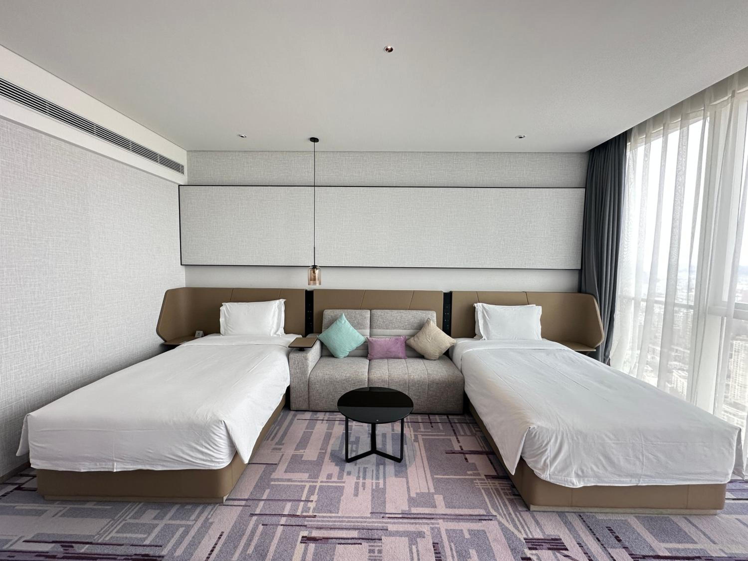 Standard Twin Room - Photo 6