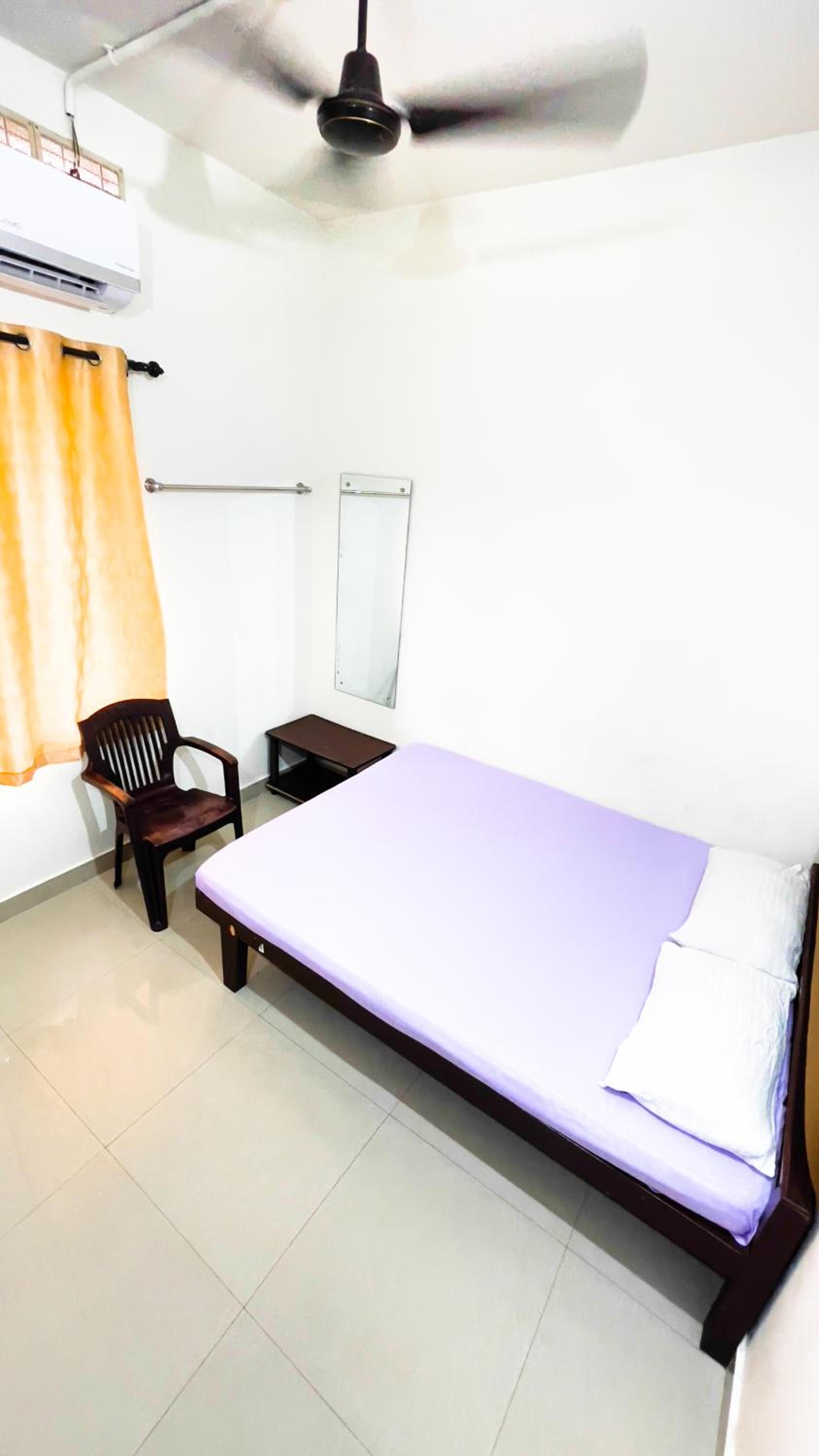 Single Room photo 3