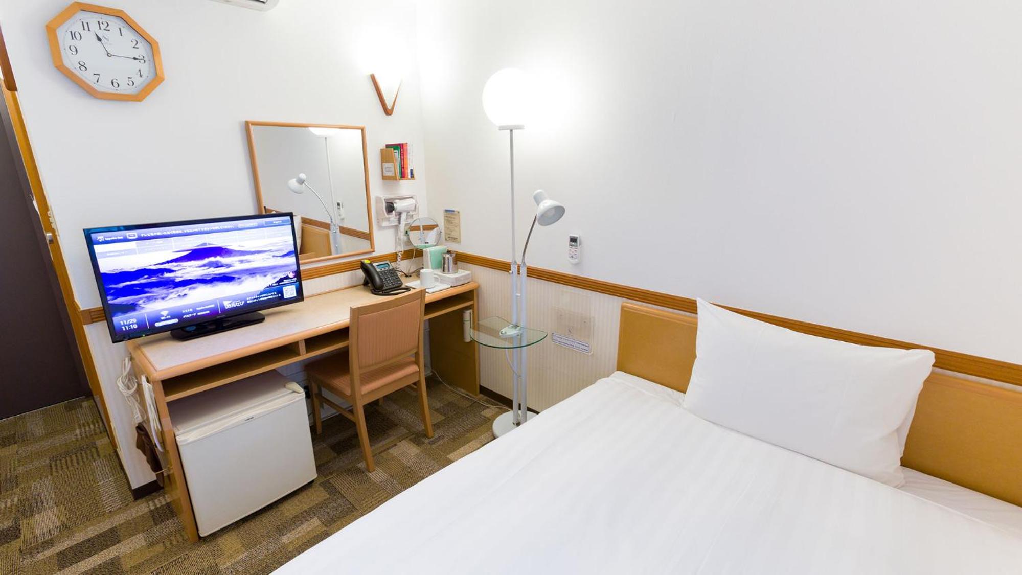 Single Room - Smoking photo 2