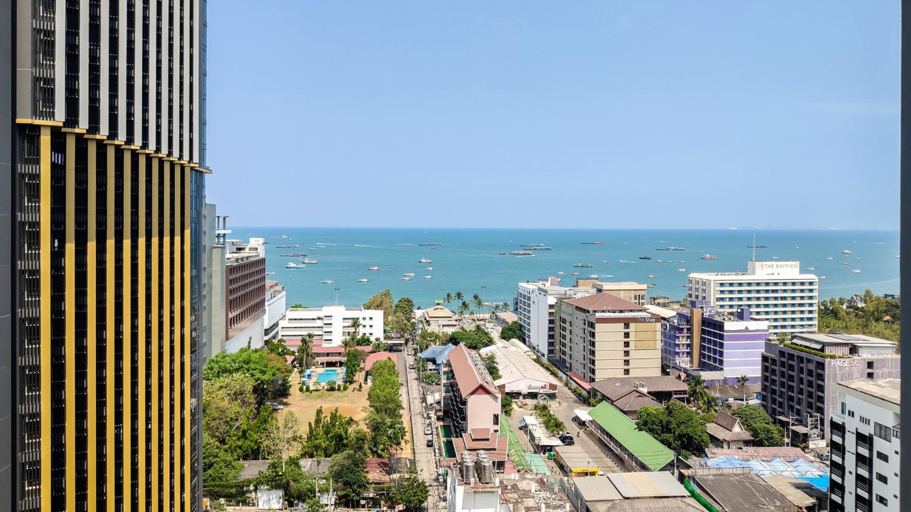 Two-Bedroom Apartment with Sea View - Photo 8