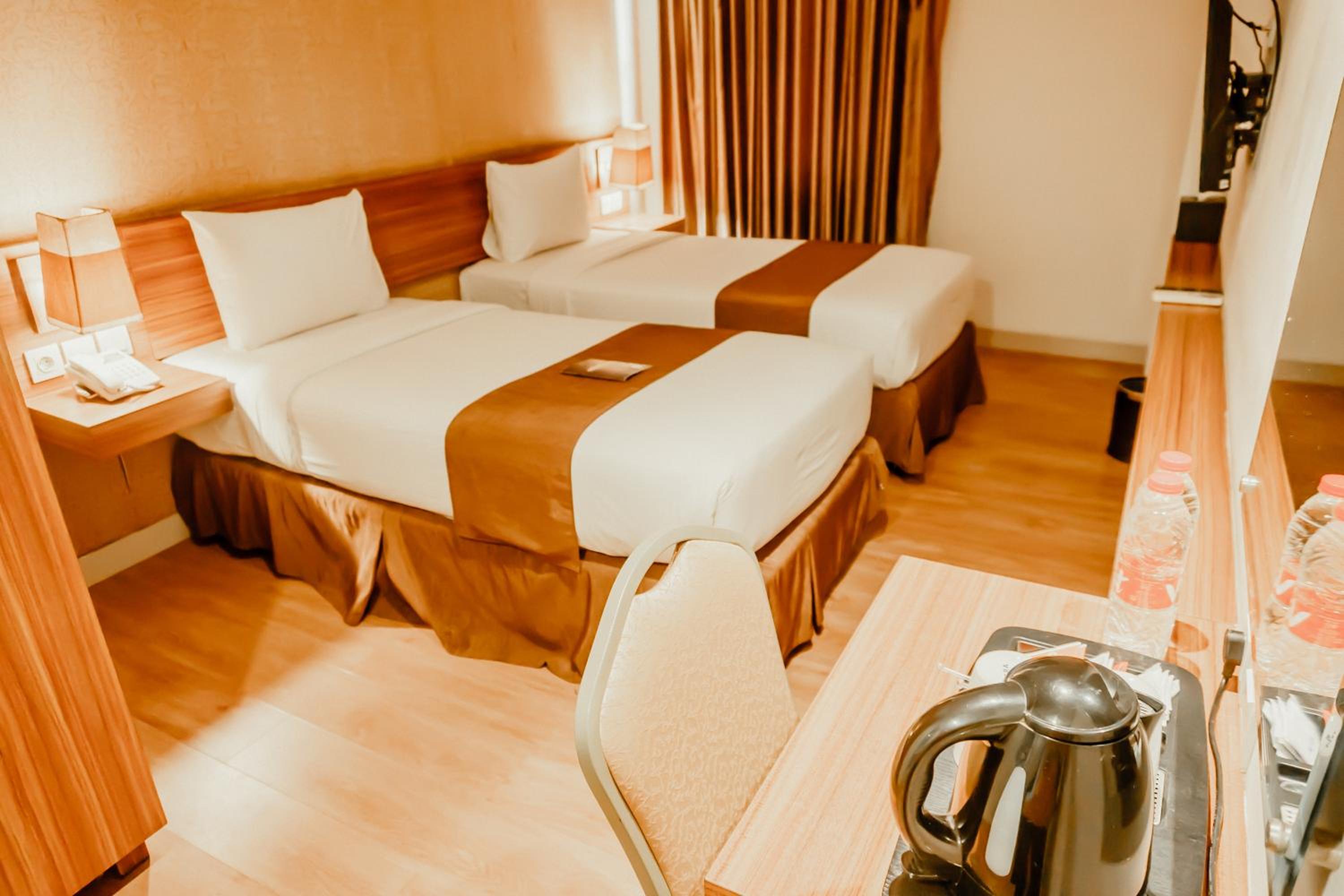 Superior Twin Room Only photo 2