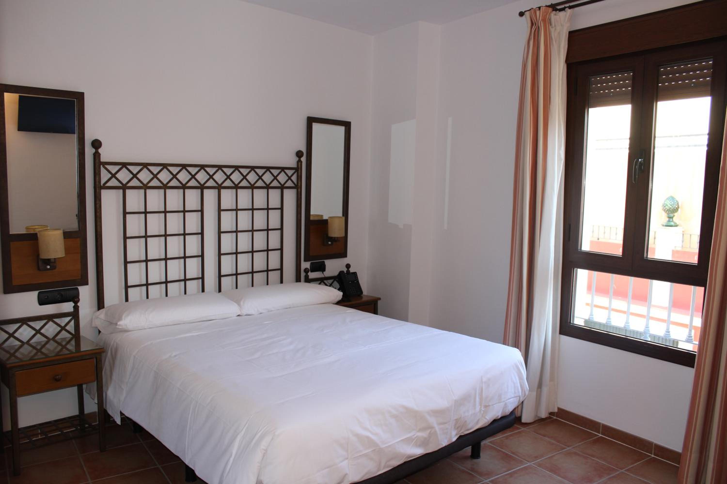 Double Room with Balcony photo 3