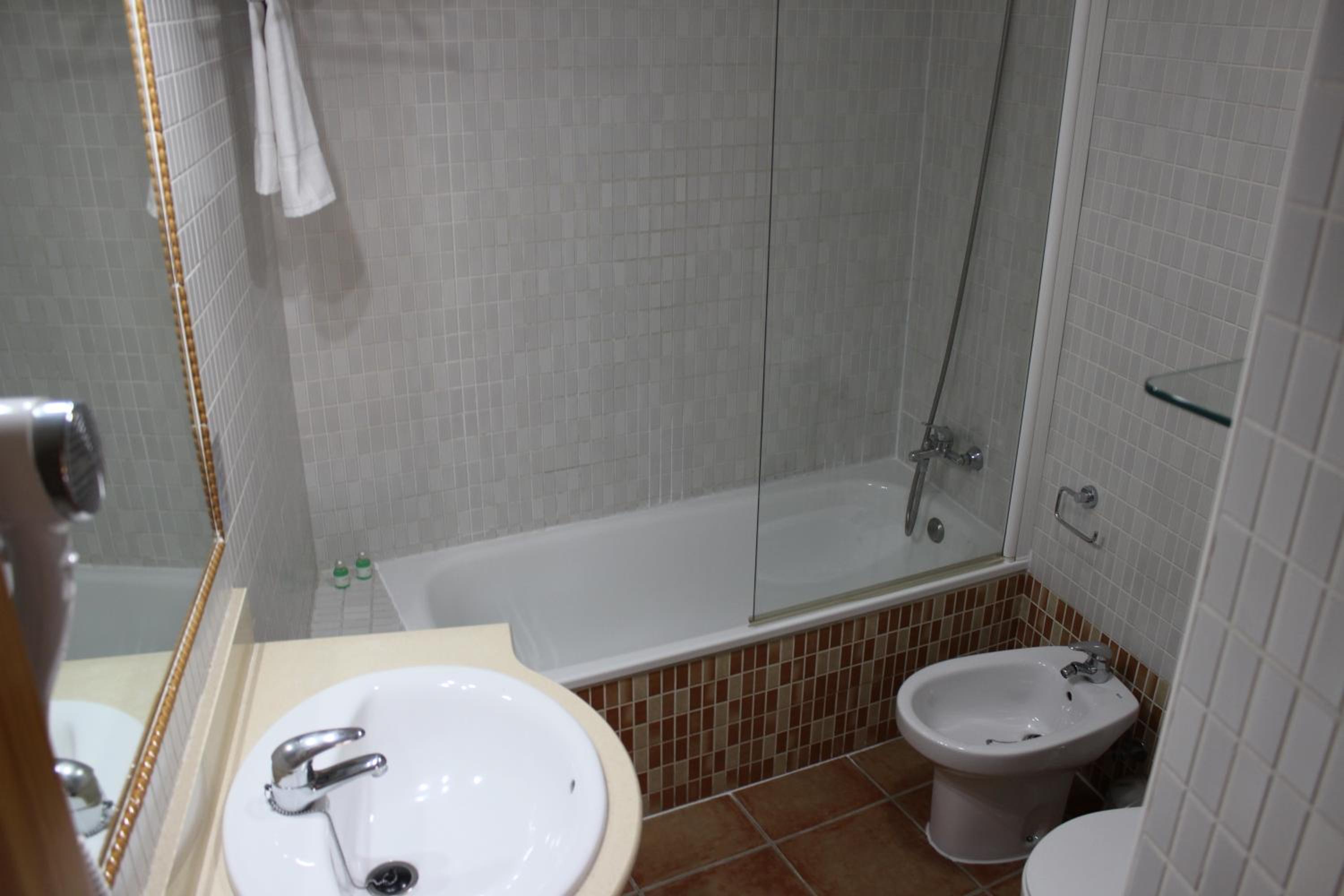 Exterior Twin Room photo 2