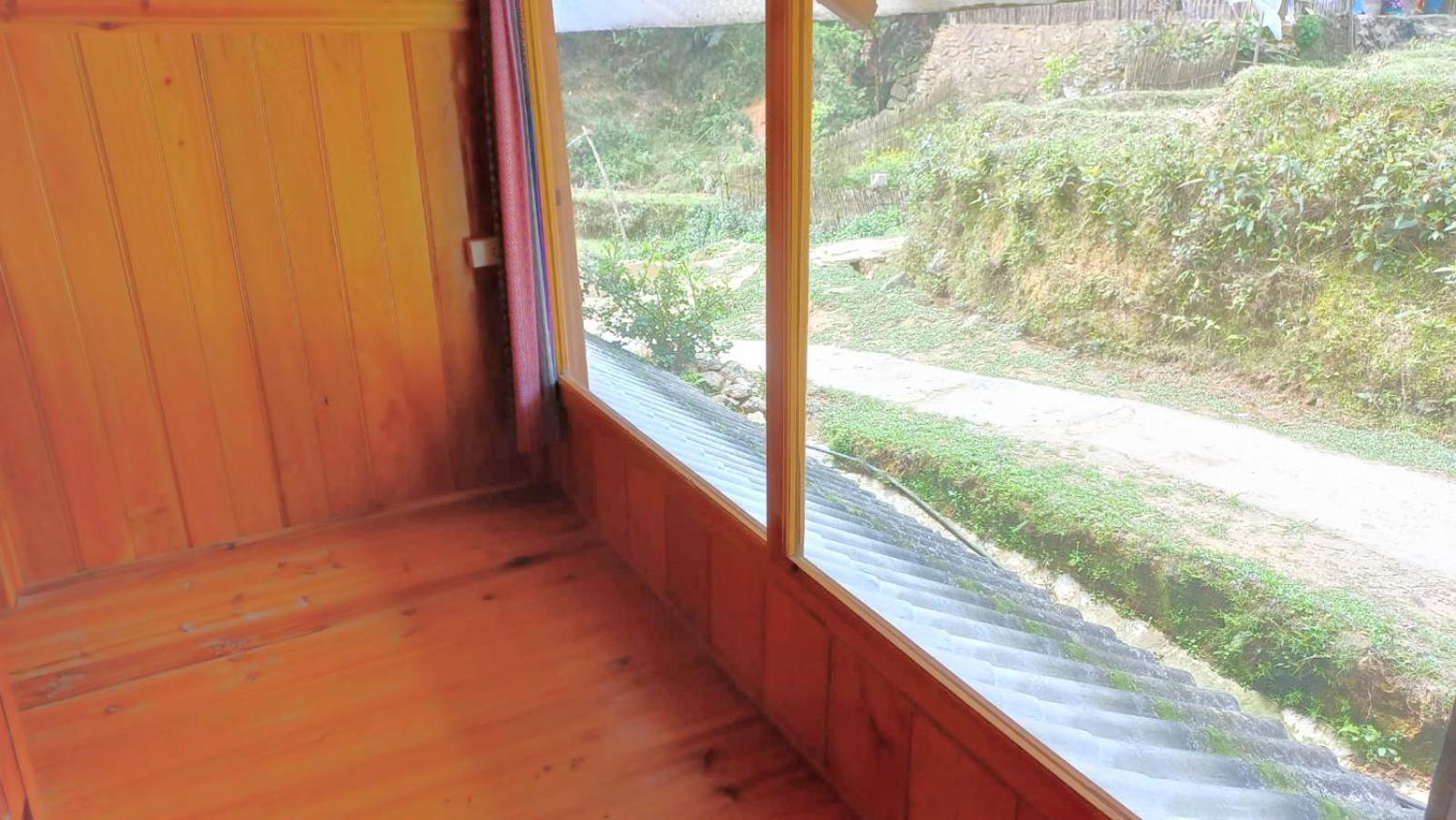 Deluxe Double Room with Balcony photo 3