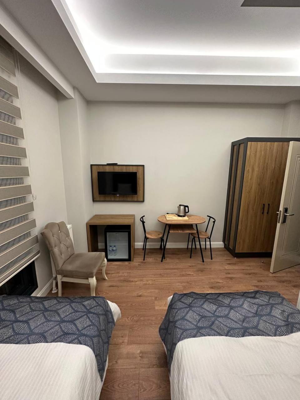 Large Single Room photo 3