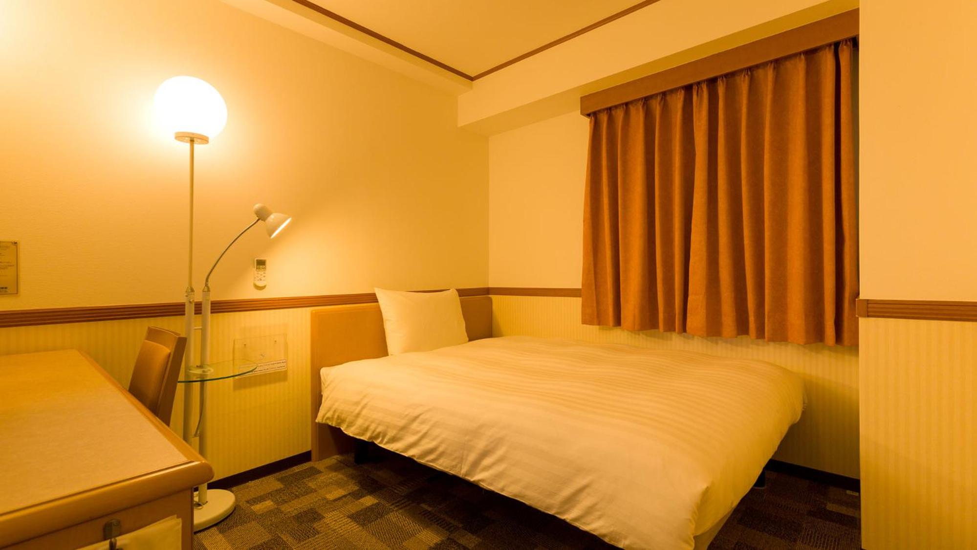 Single Room - Non-Smoking, photo 7