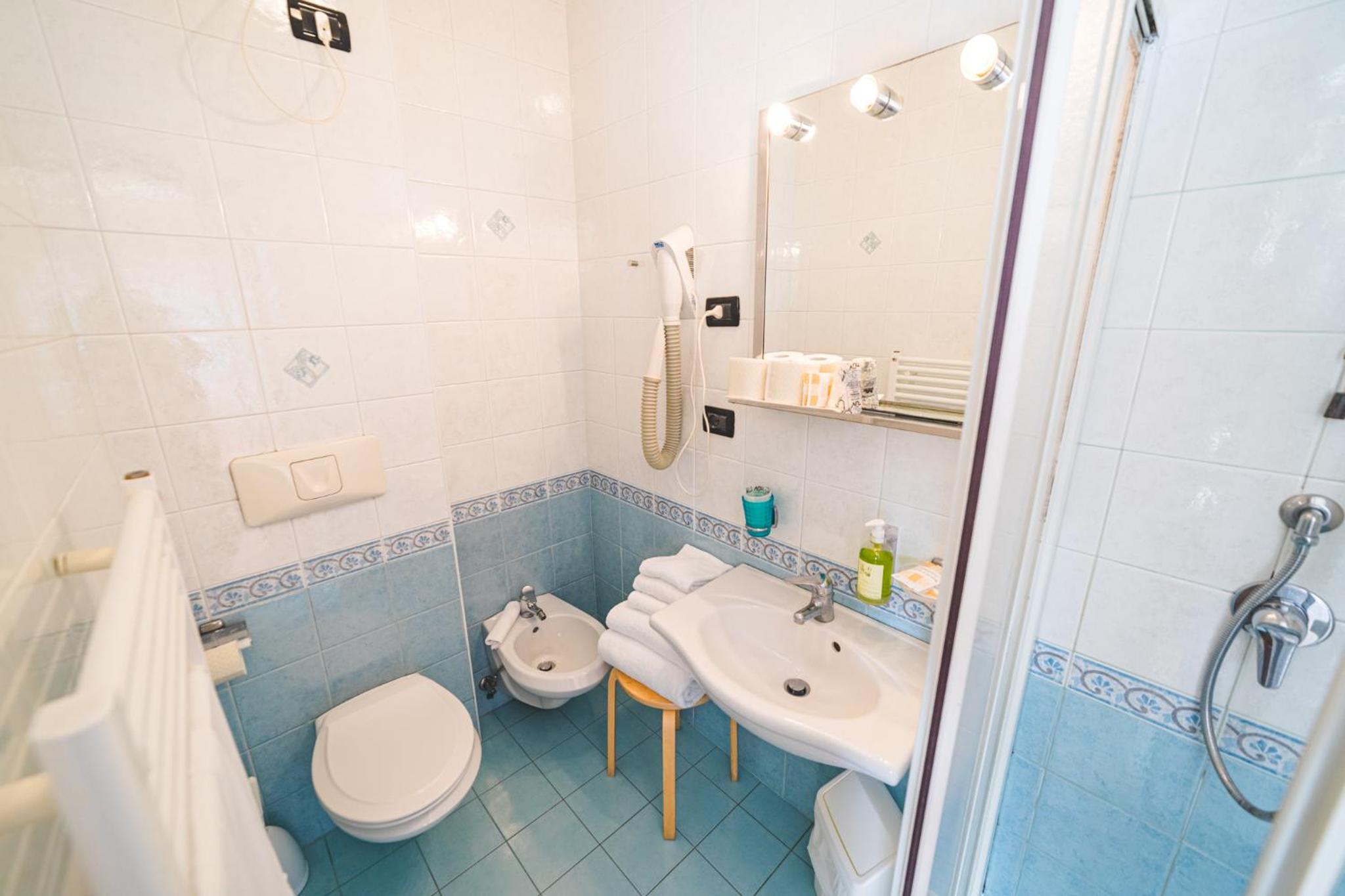 Triple Room - Photo 3