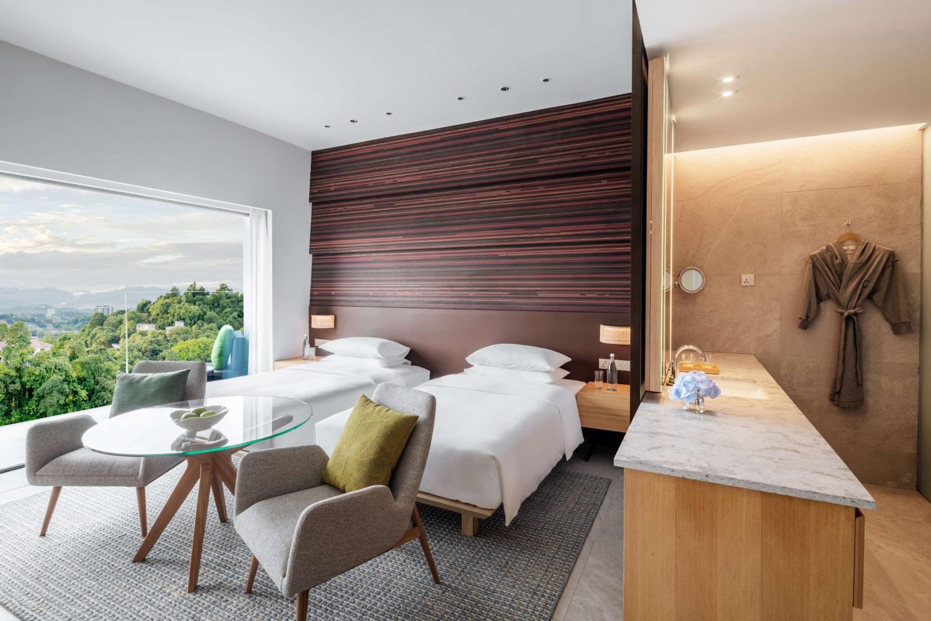 Twin Room with Hill View - Photo 6