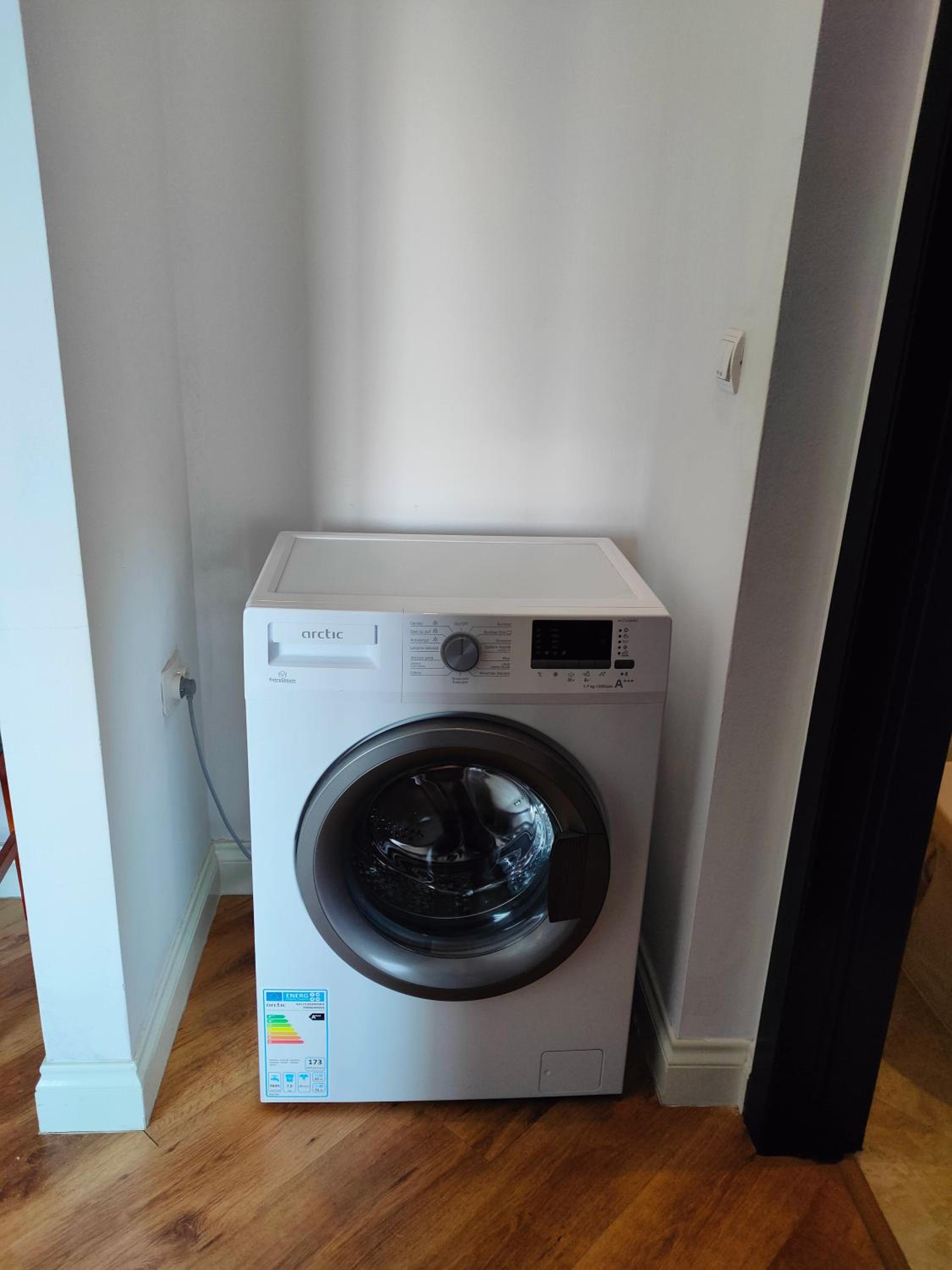 Two-Bedroom Apartment - Photo 19