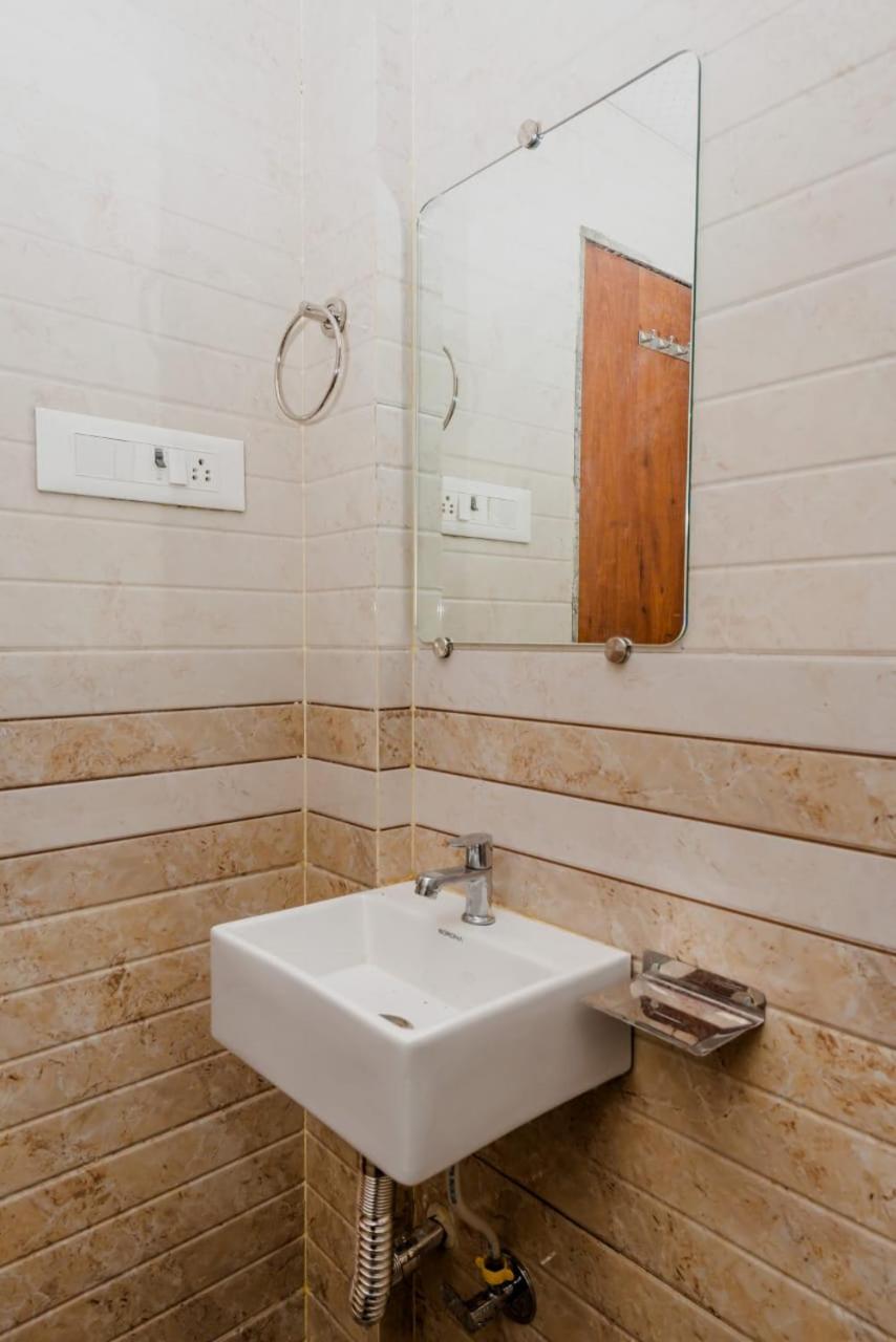 Deluxe Room - Photo 8