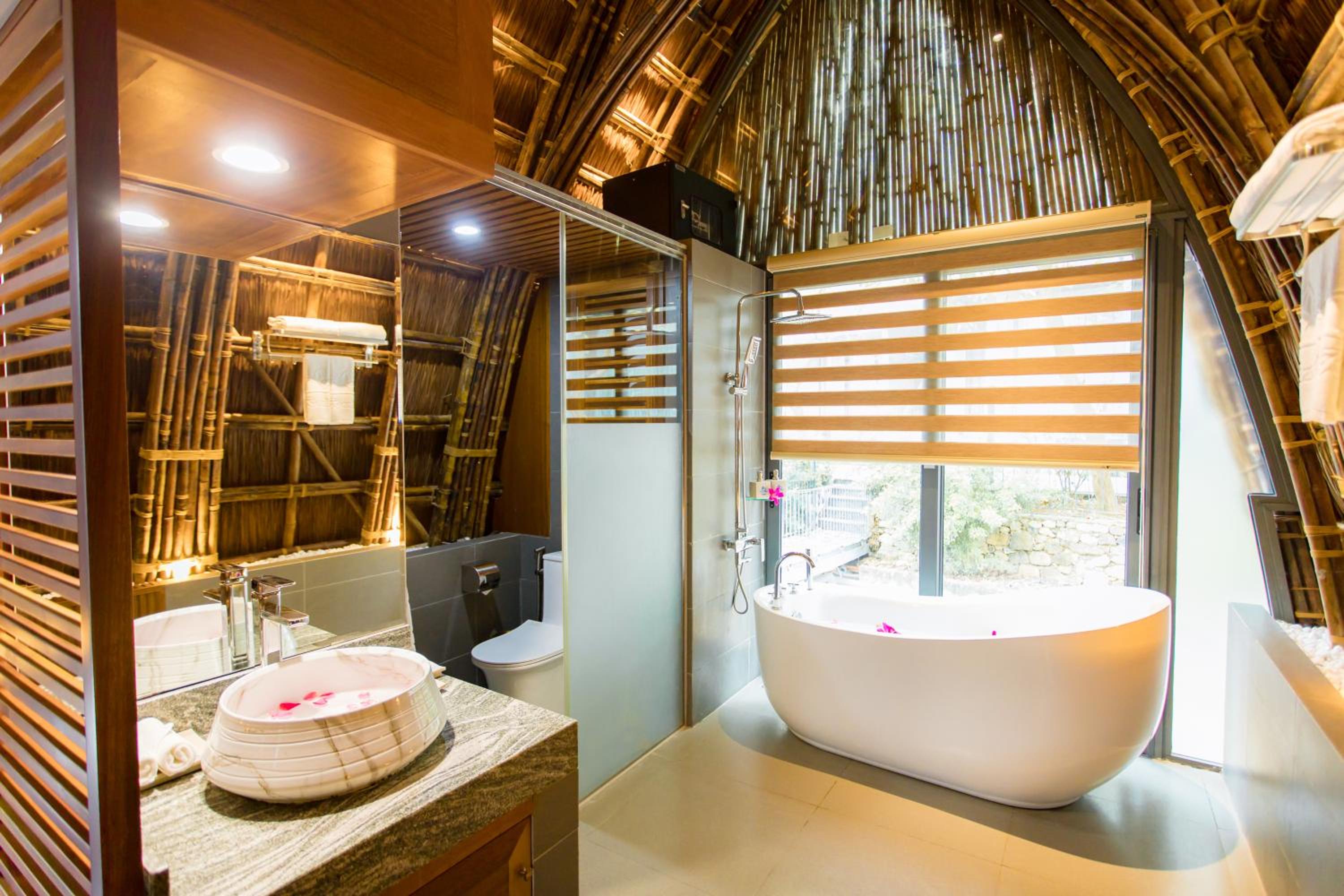 One-Bedroom Bungalow - Photo 6