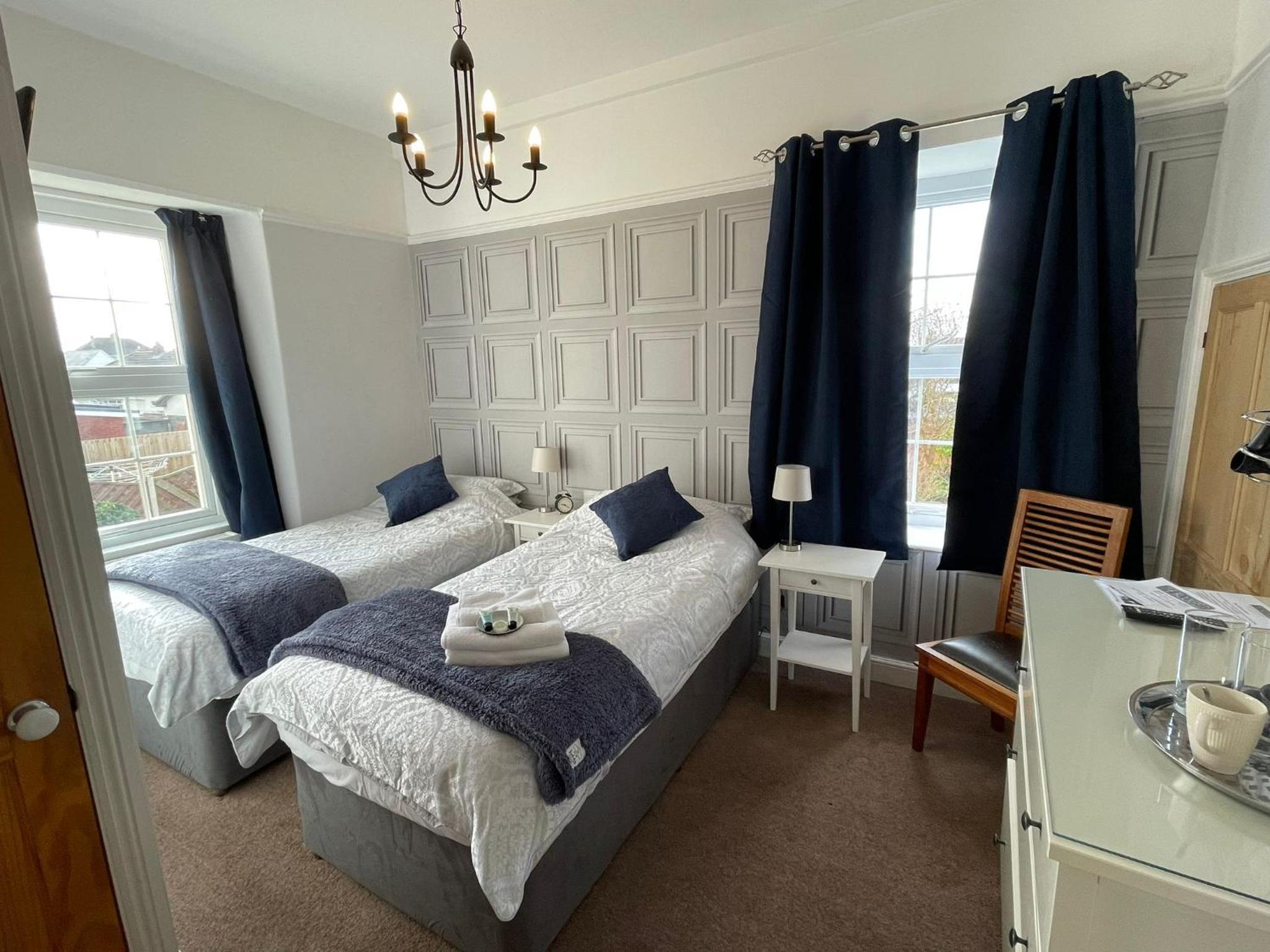 Small Double or Twin Room photo 1