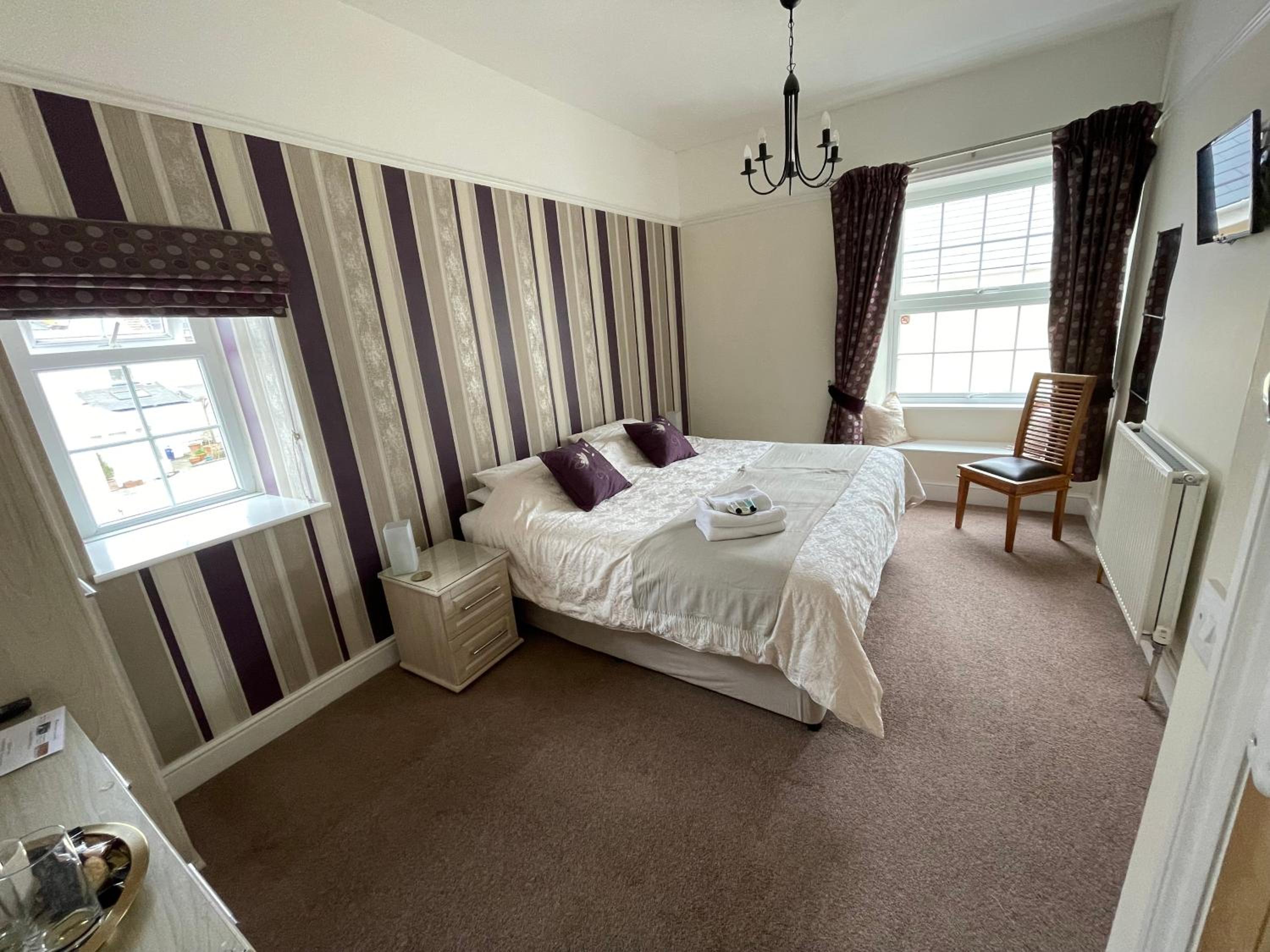 Superior Double or Twin Room photo 2