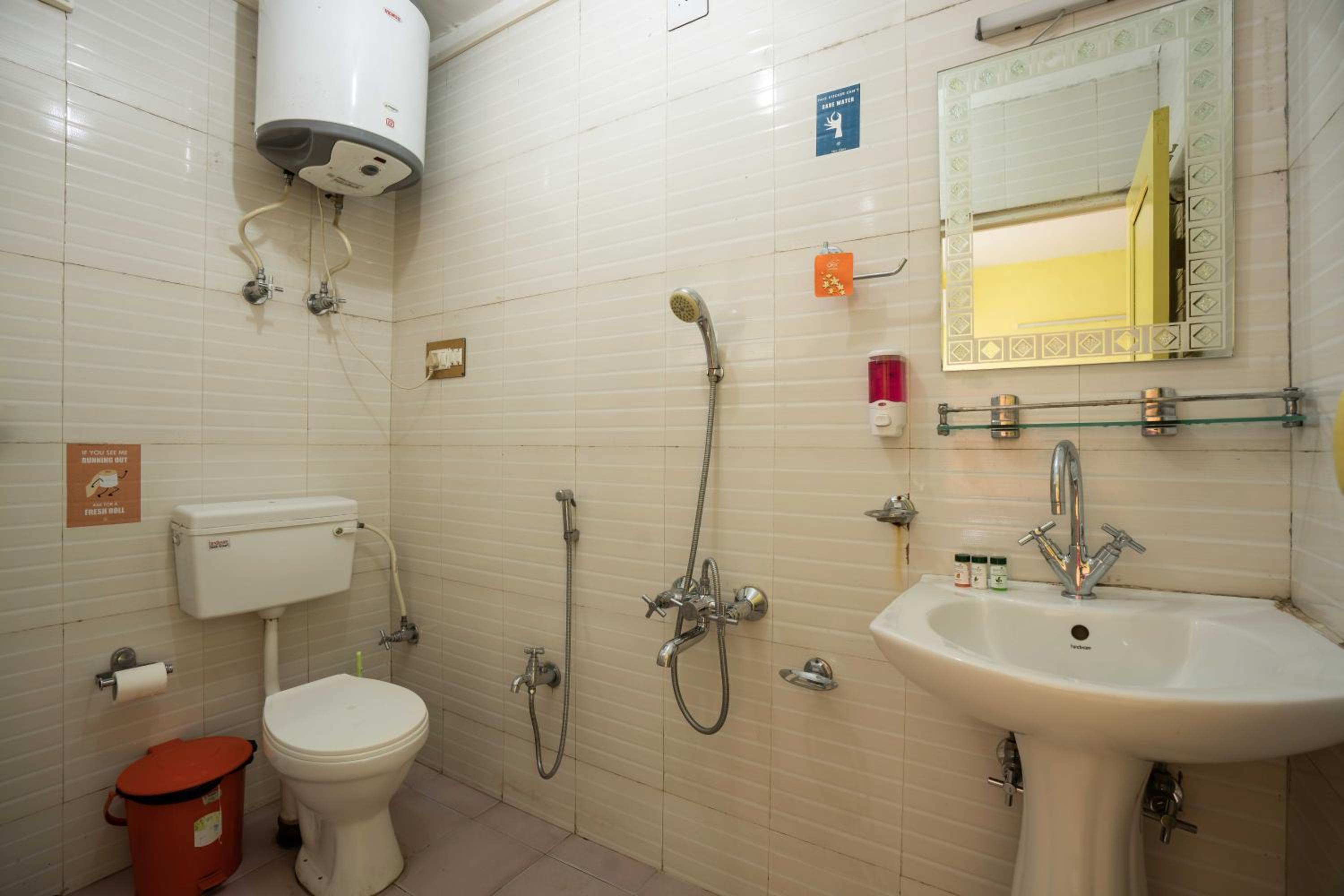 Deluxe Double Room - Photo 3