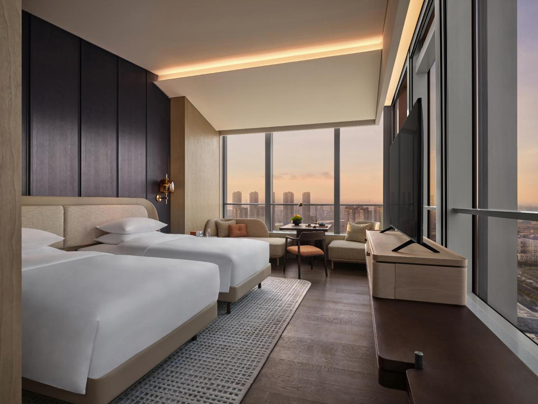 Premier Twin Room