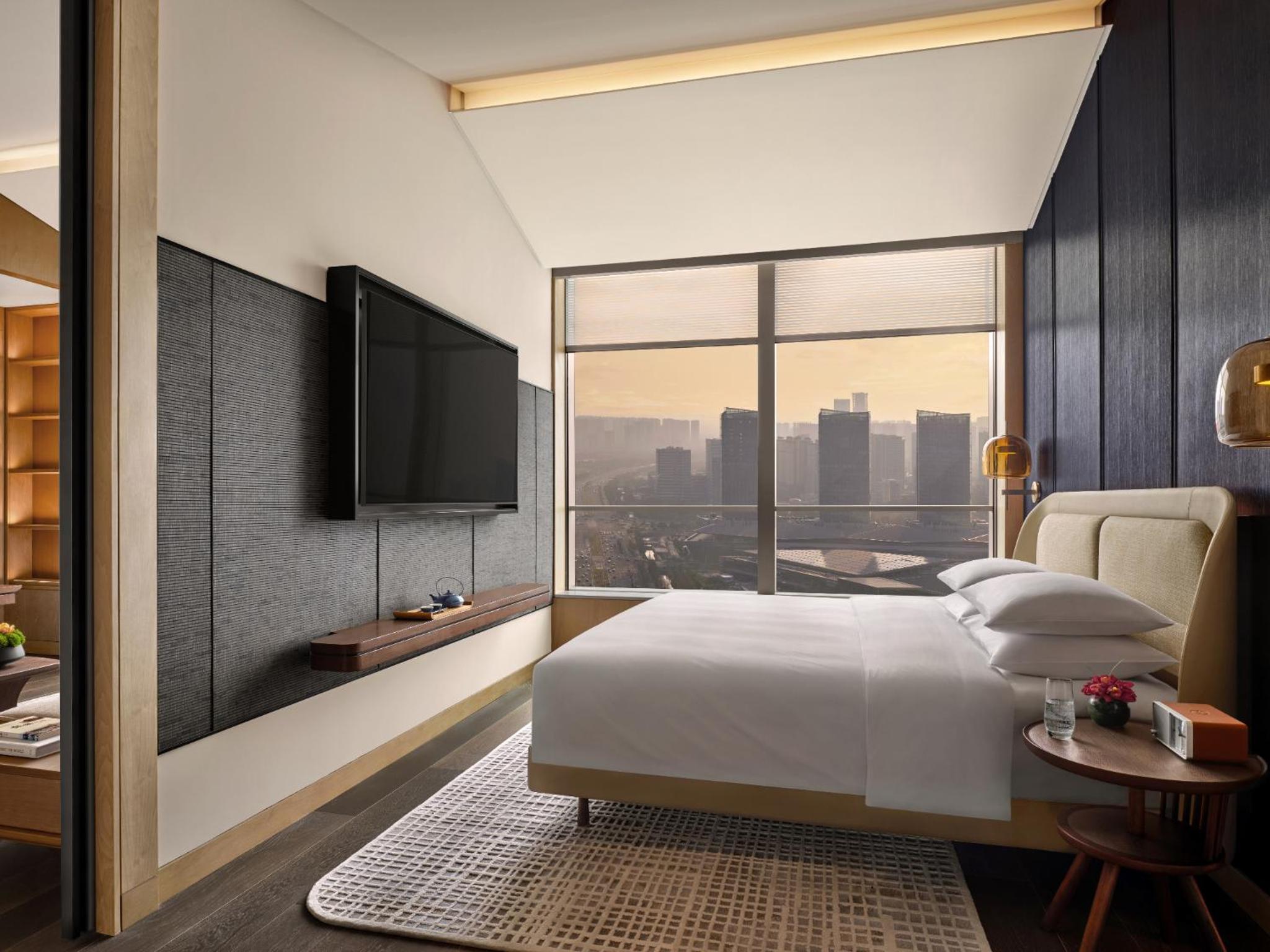 Deluxe Suite with River View