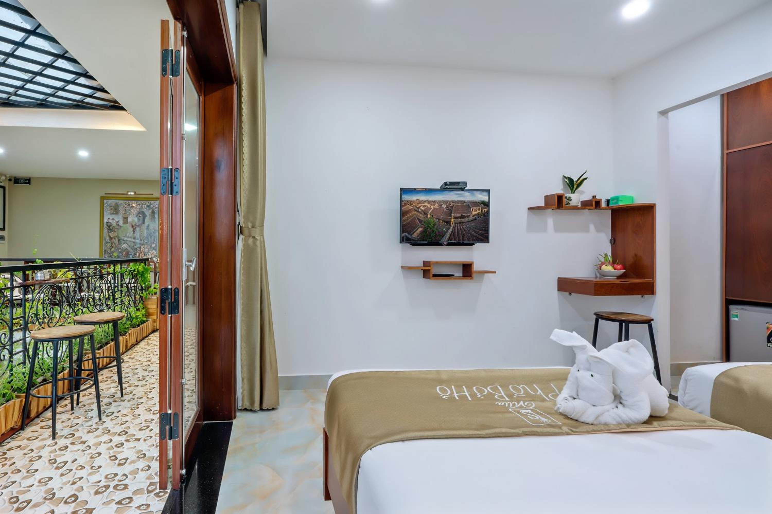 Twin Room with Pool View photo 3