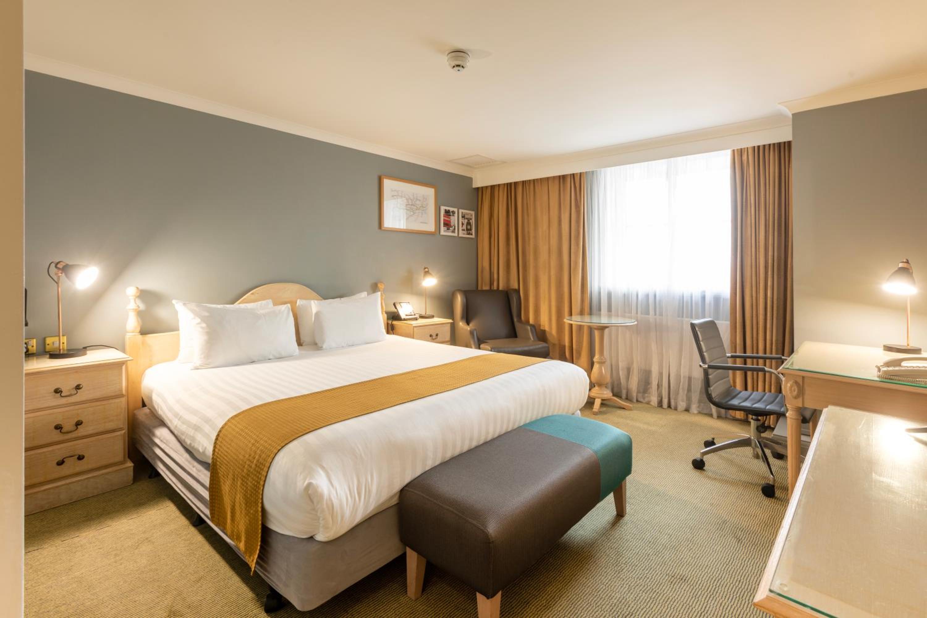 King Suite with Living Area - Photo 1