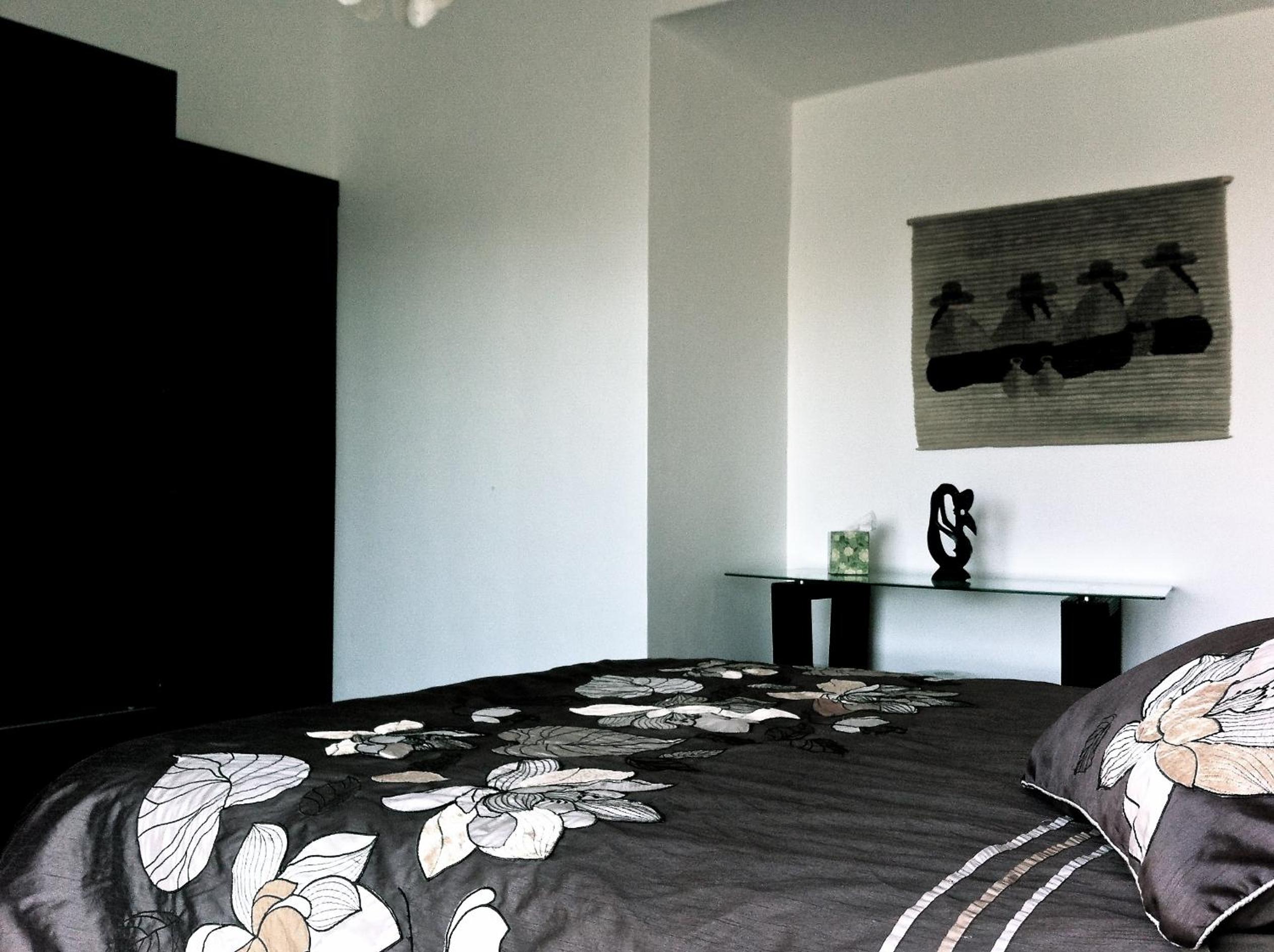 Queen Room with Balcony photo 3