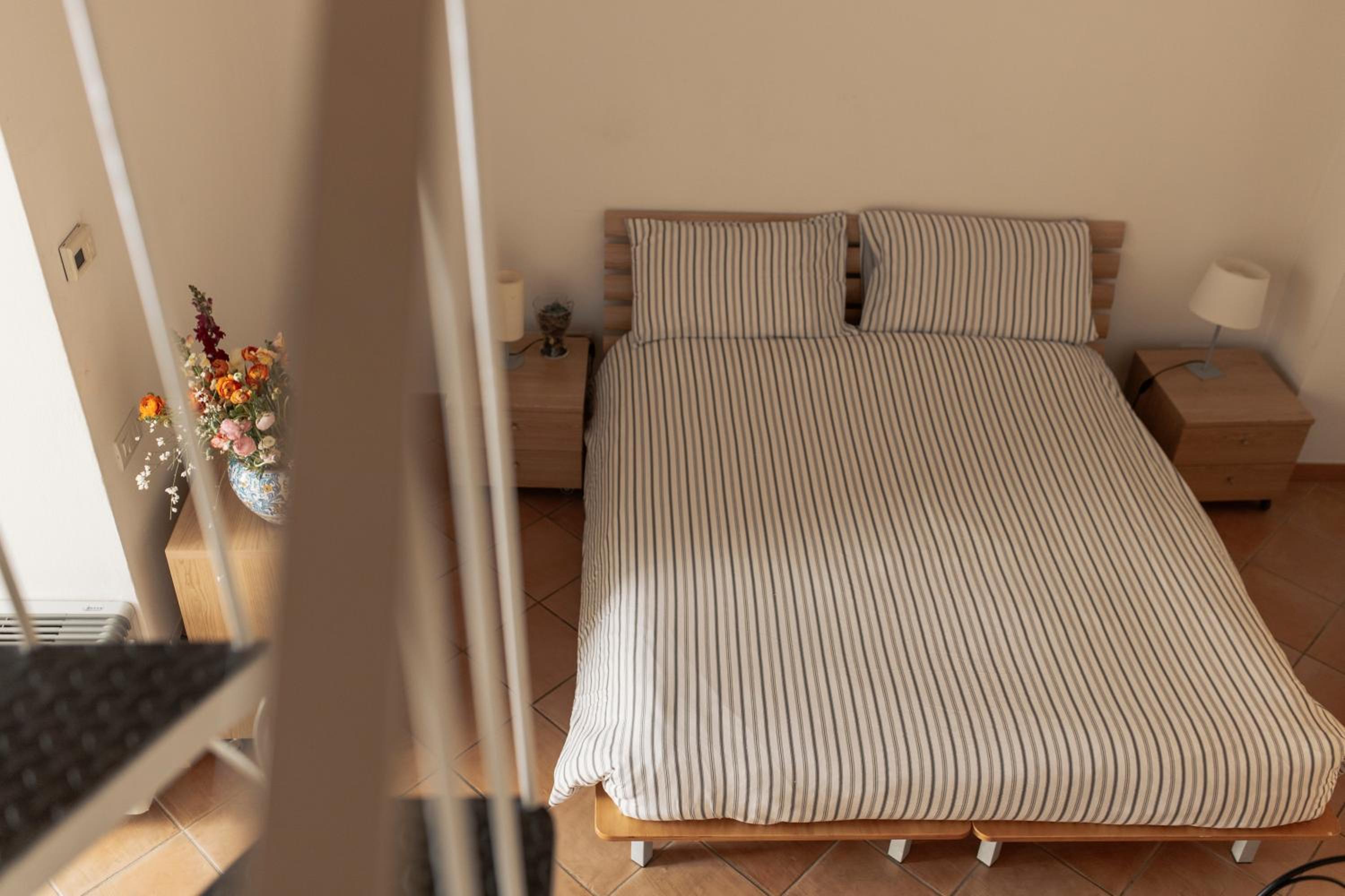 Apartment - Split Level - Photo 20